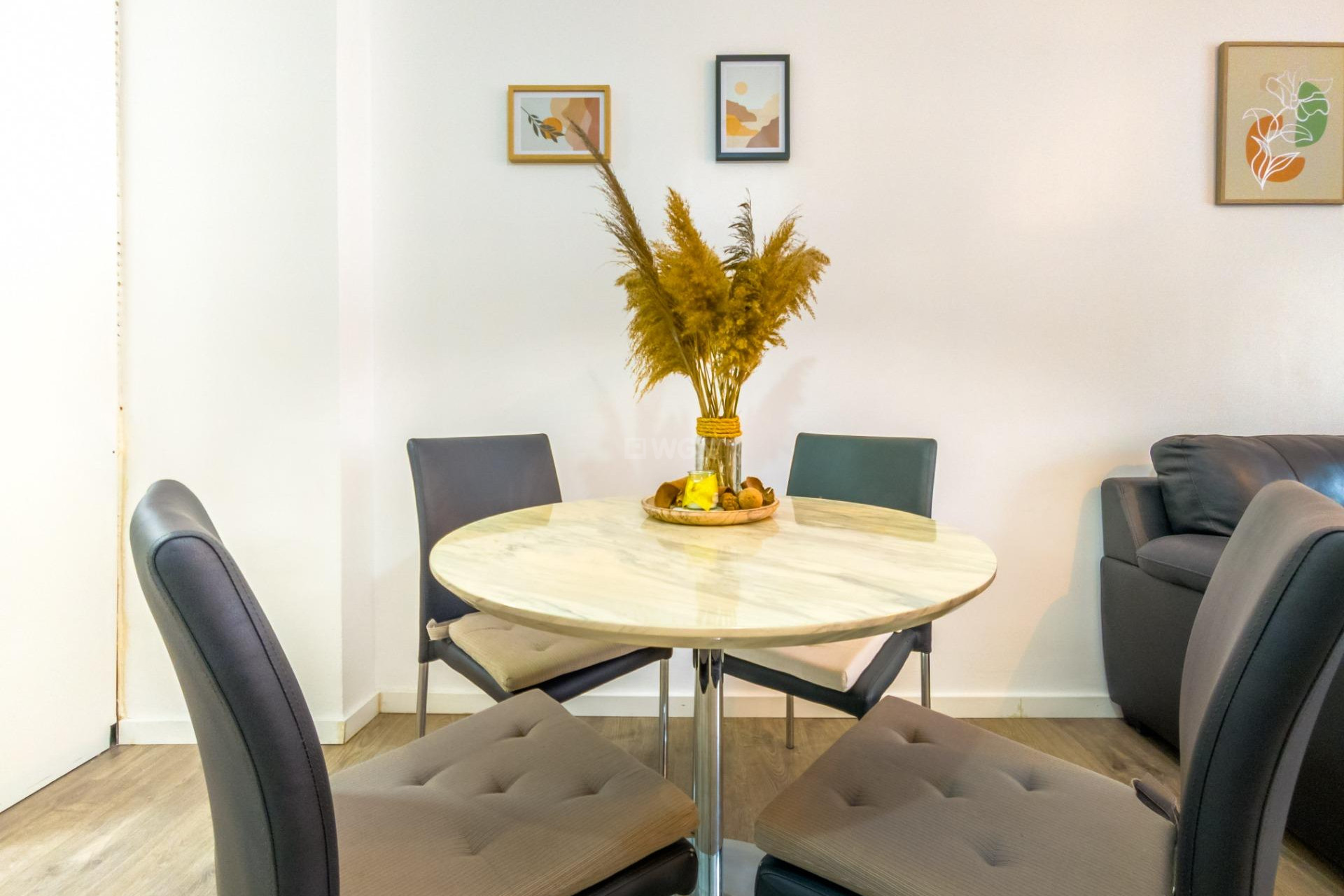 Resale - Apartment / flat - Torrevieja - Estacion De Autobuses