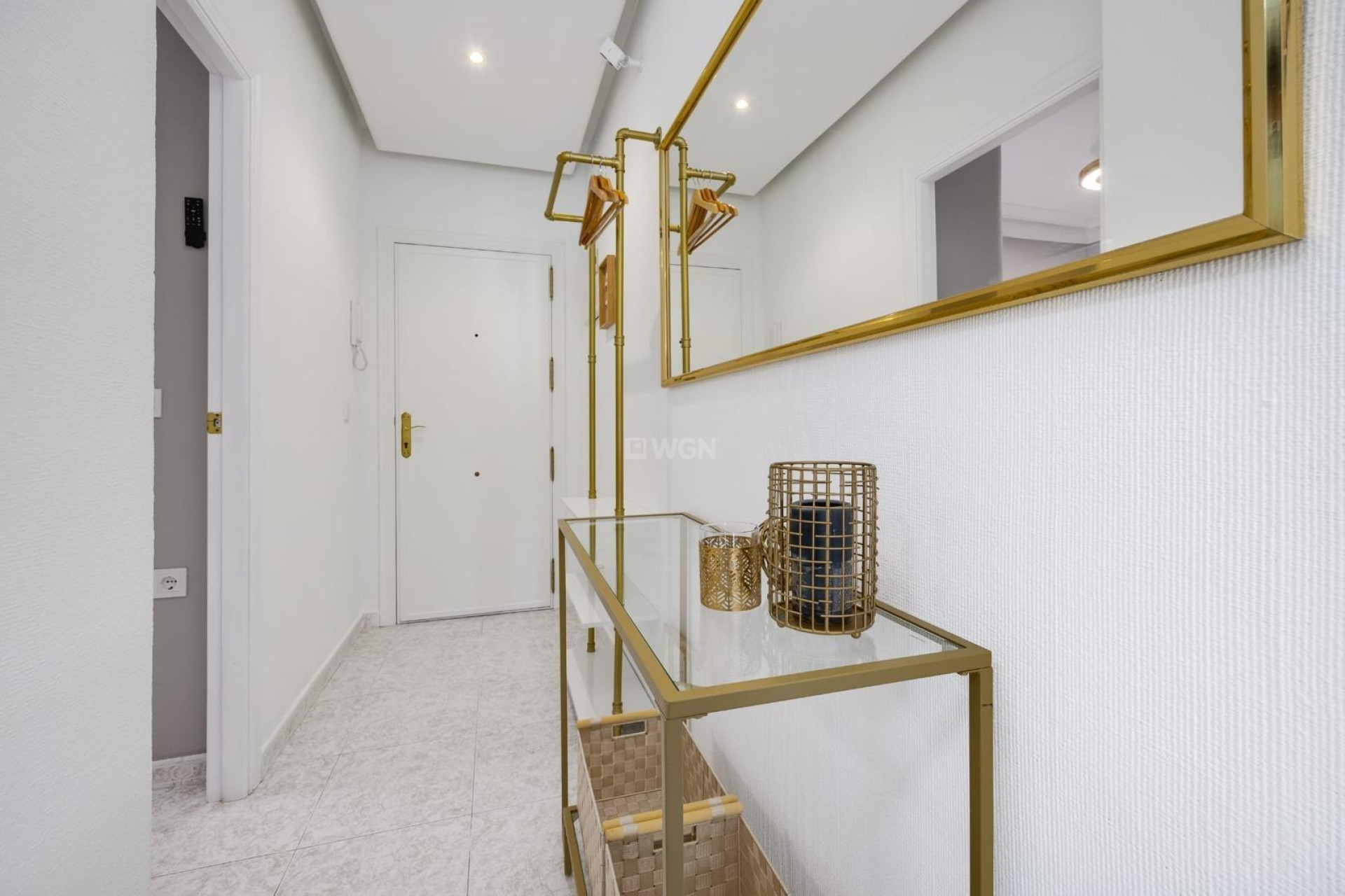 Resale - Apartment / flat - Torrevieja - Estacion De Autobuses