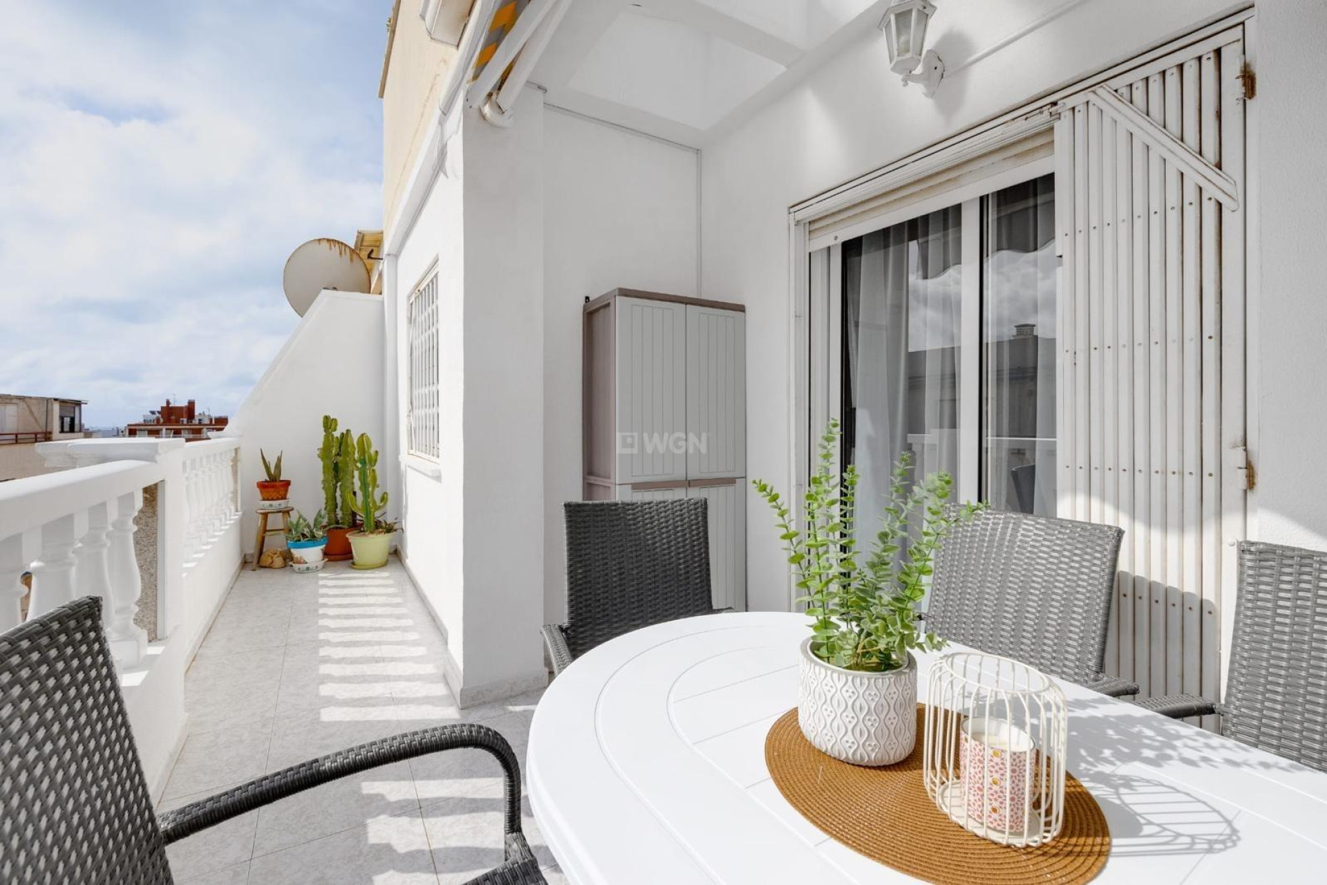 Resale - Apartment / flat - Torrevieja - Estacion De Autobuses