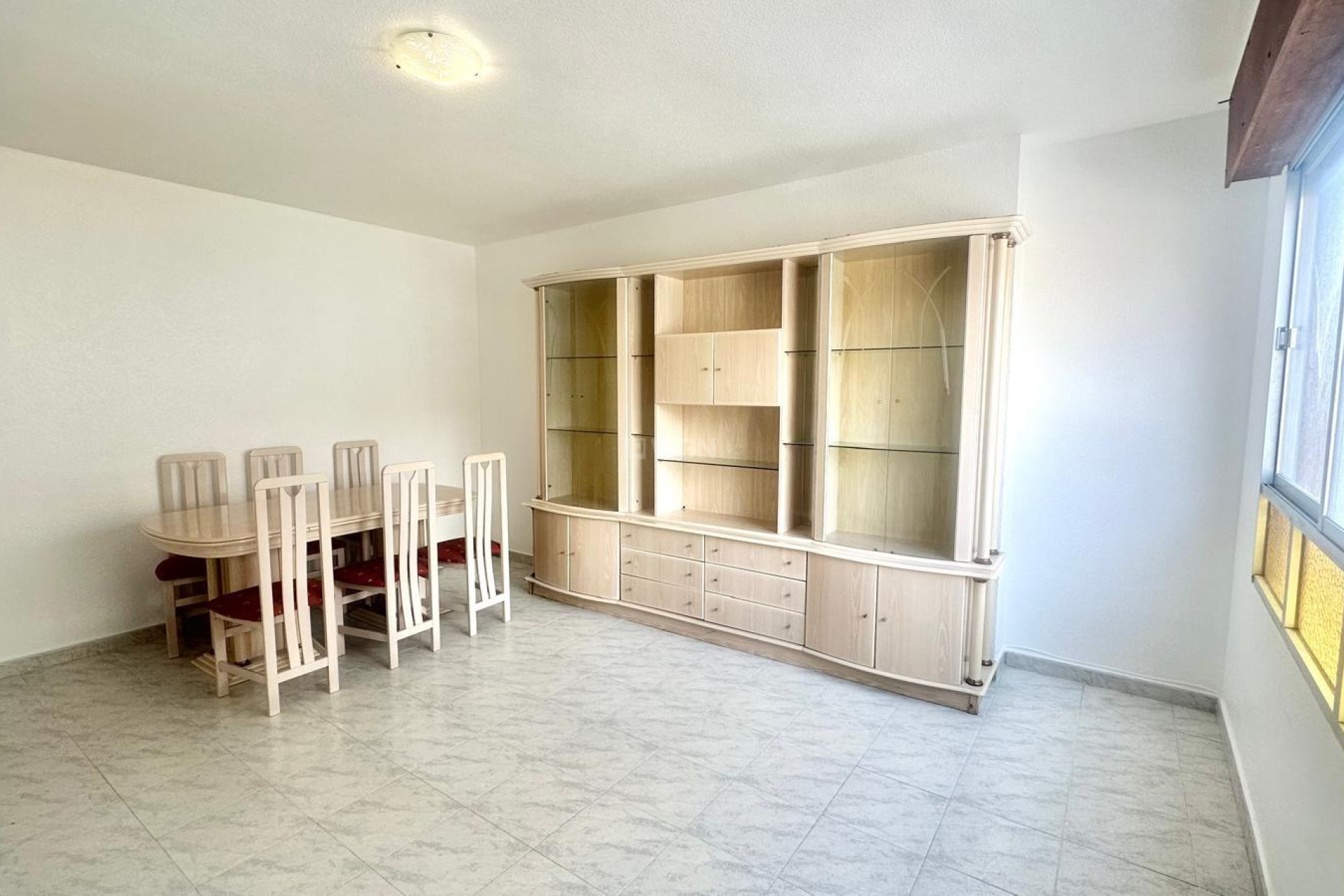Resale - Apartment / flat - Torrevieja - Estacion De Autobuses