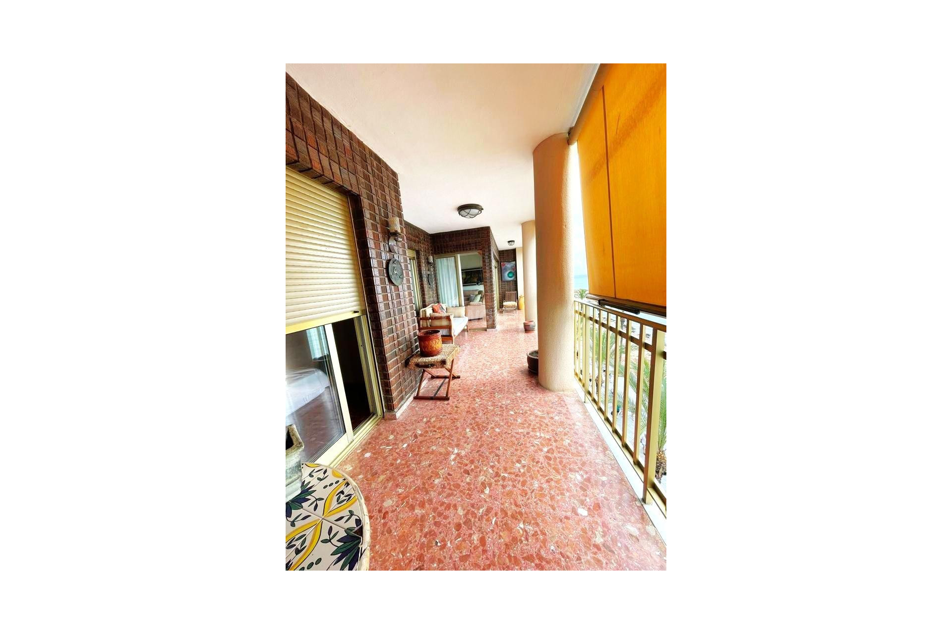 Resale - Apartment / flat - Torrevieja - Estacion De Autobuses