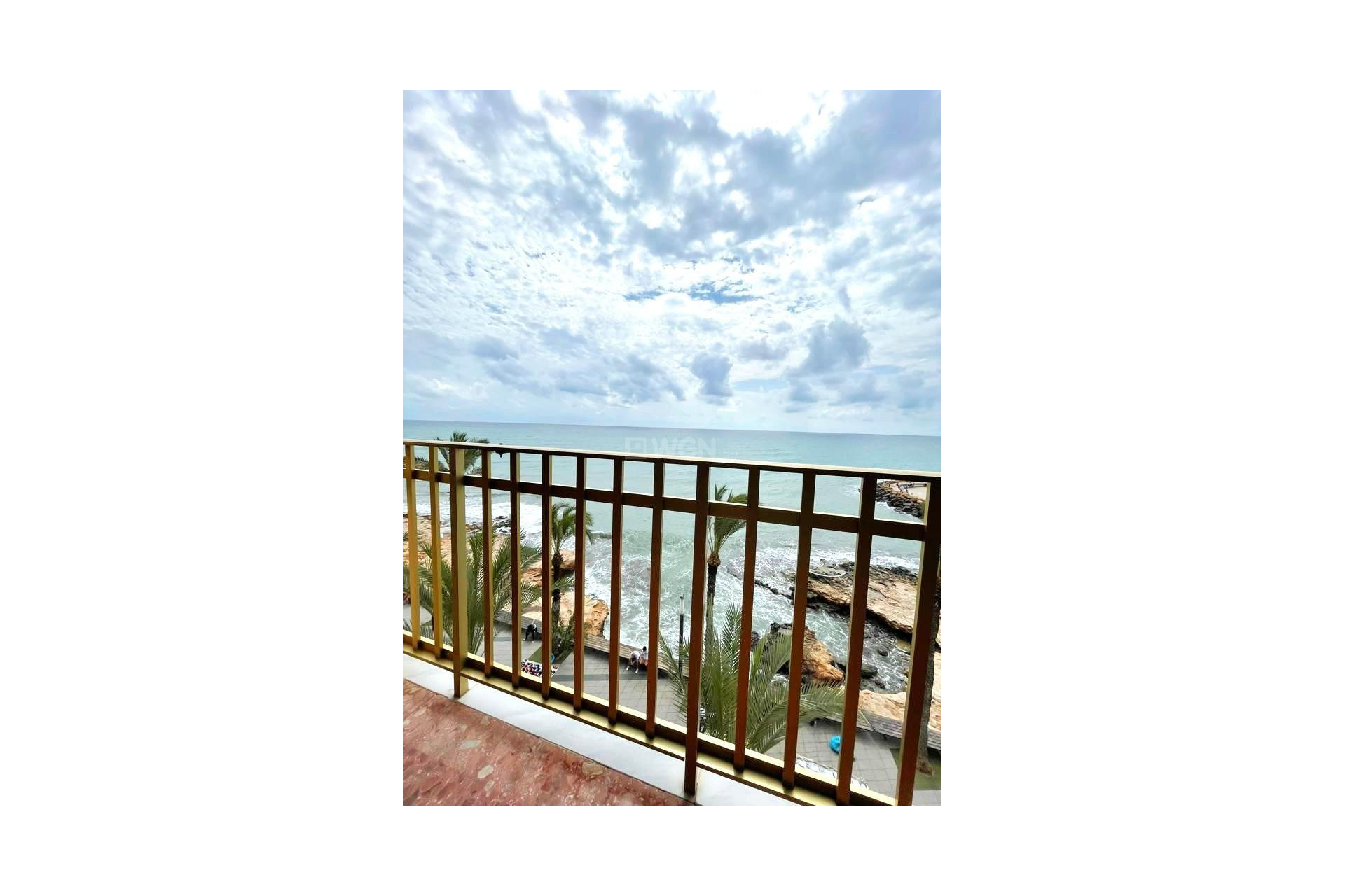 Resale - Apartment / flat - Torrevieja - Estacion De Autobuses