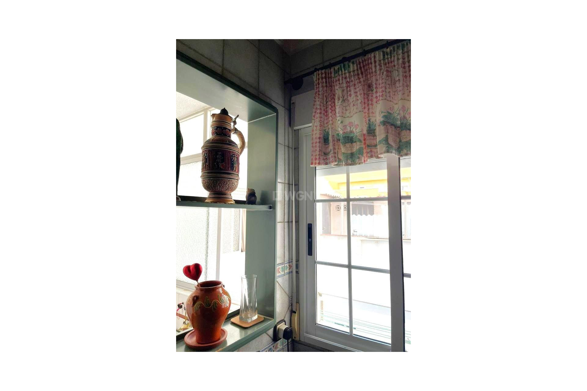 Resale - Apartment / flat - Torrevieja - Estacion De Autobuses