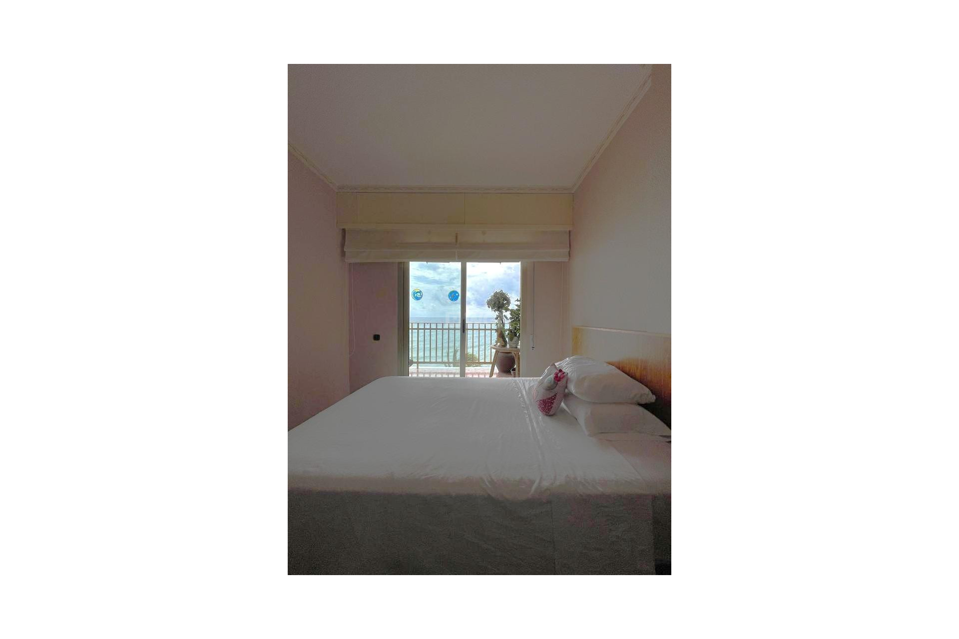 Resale - Apartment / flat - Torrevieja - Estacion De Autobuses