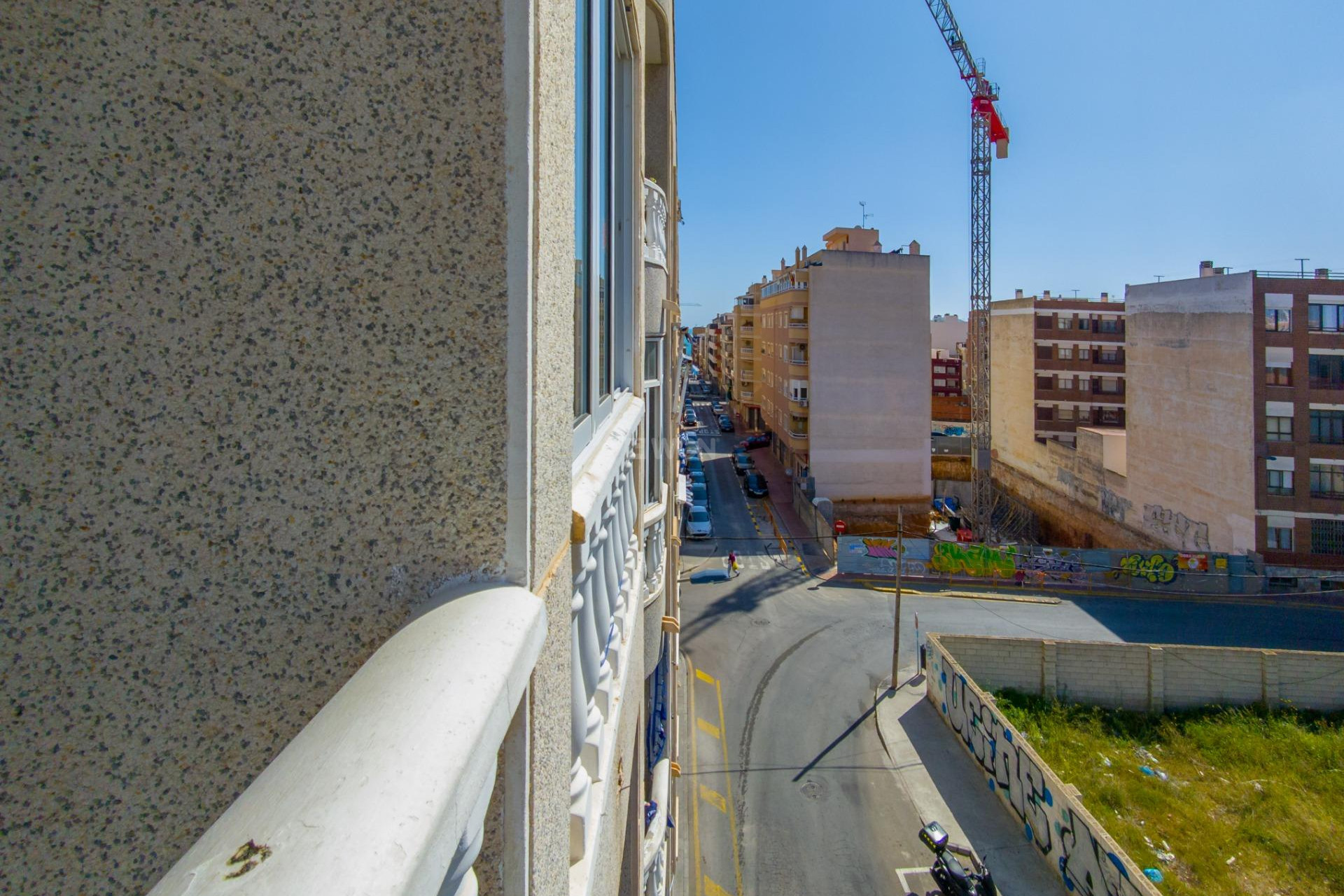 Resale - Apartment / flat - Torrevieja - Estacion De Autobuses