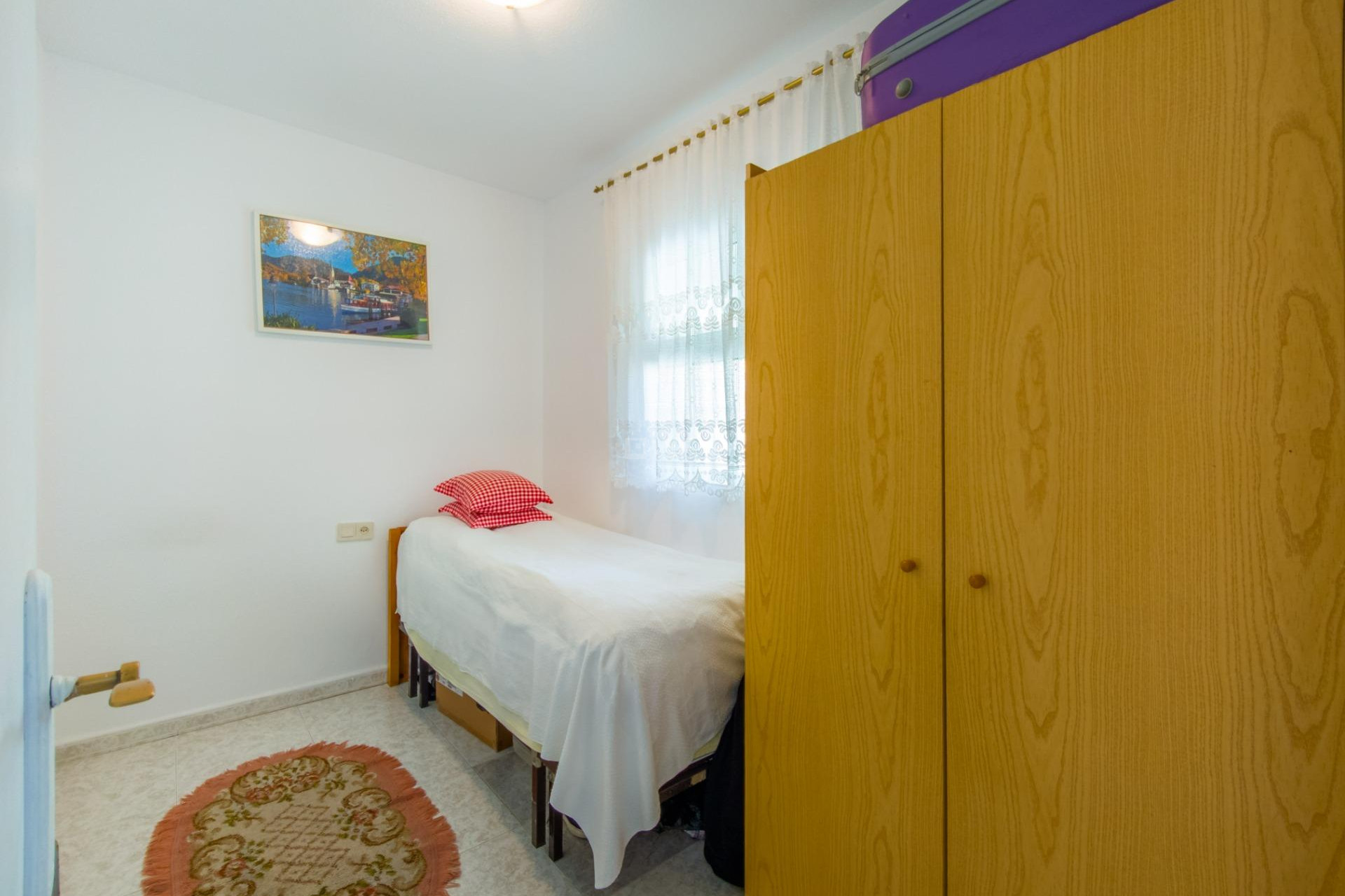 Resale - Apartment / flat - Torrevieja - Estacion De Autobuses