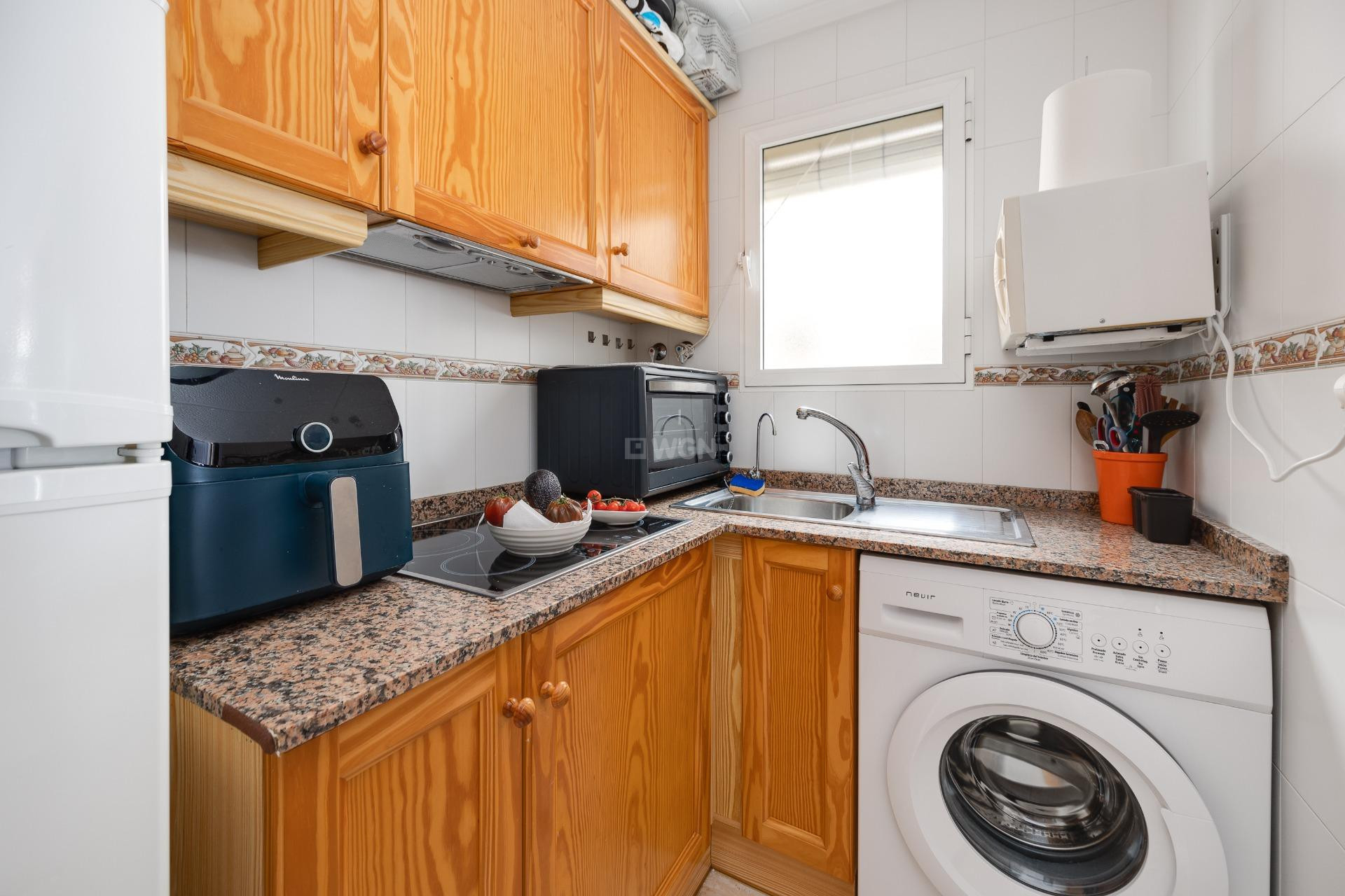 Resale - Apartment / flat - Torrevieja - Estacion De Autobuses