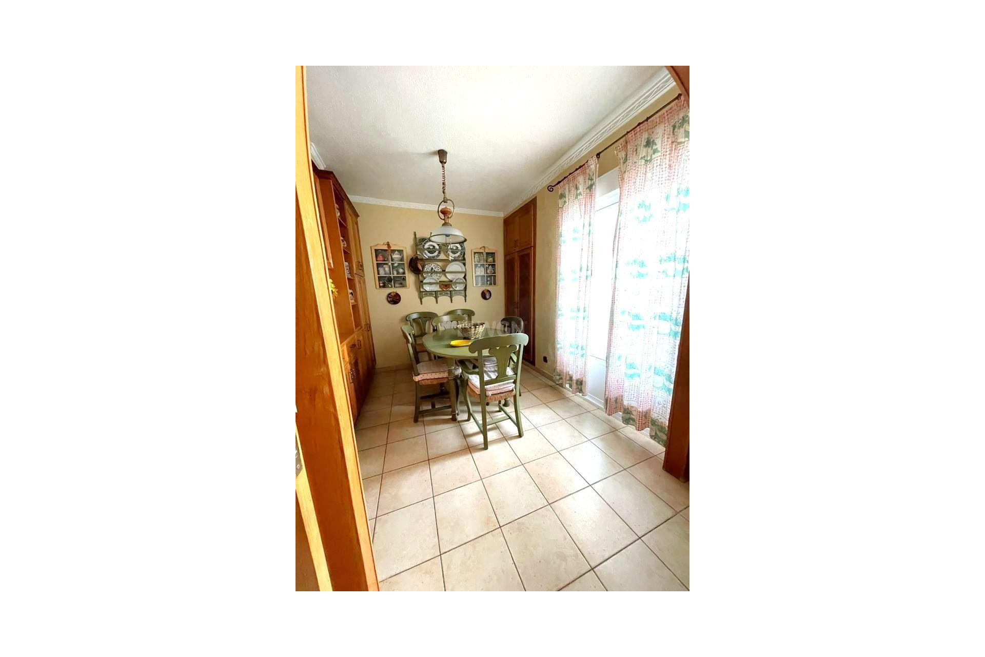 Resale - Apartment / flat - Torrevieja - Estacion De Autobuses