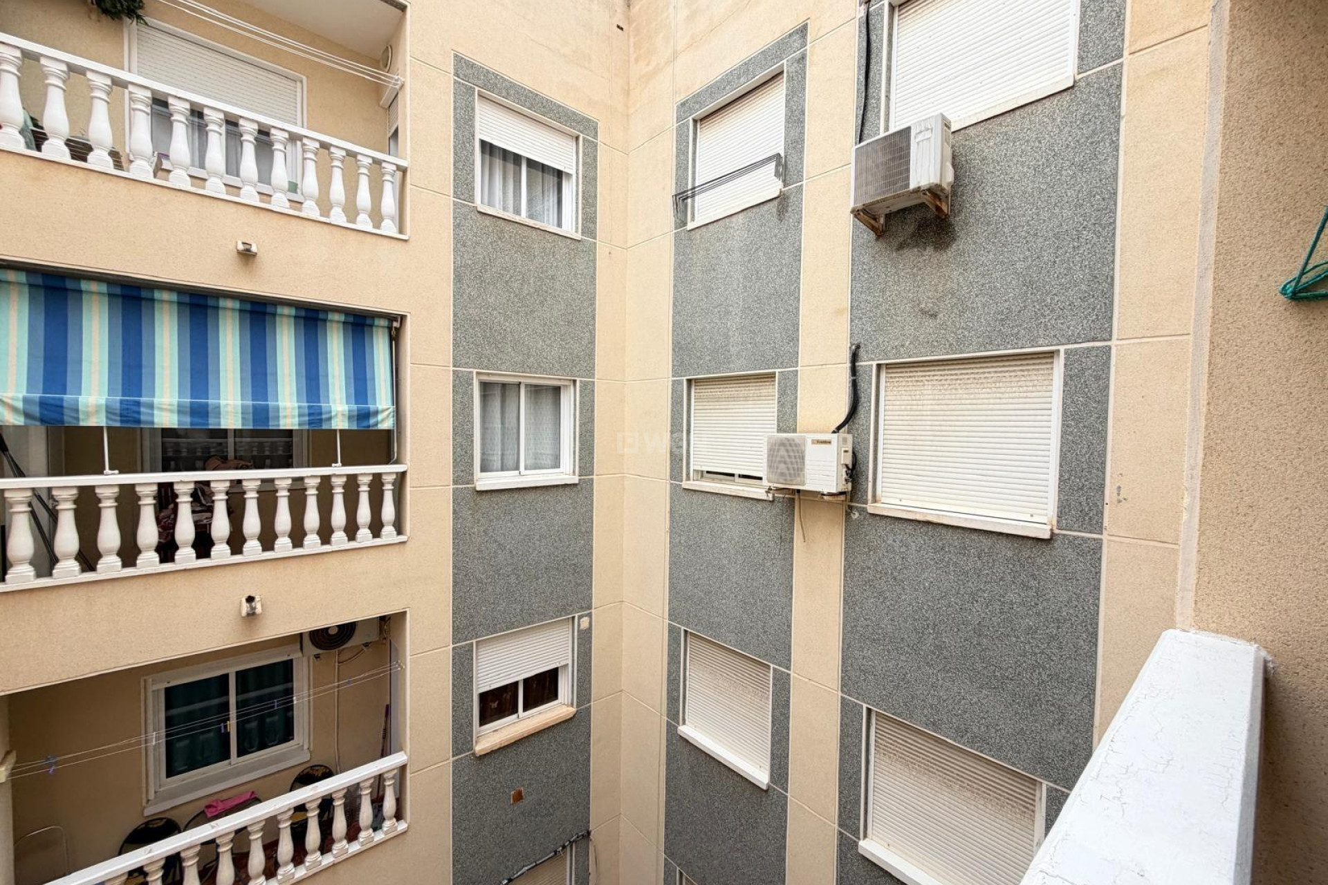 Resale - Apartment / flat - Torrevieja - Estacion De Autobuses