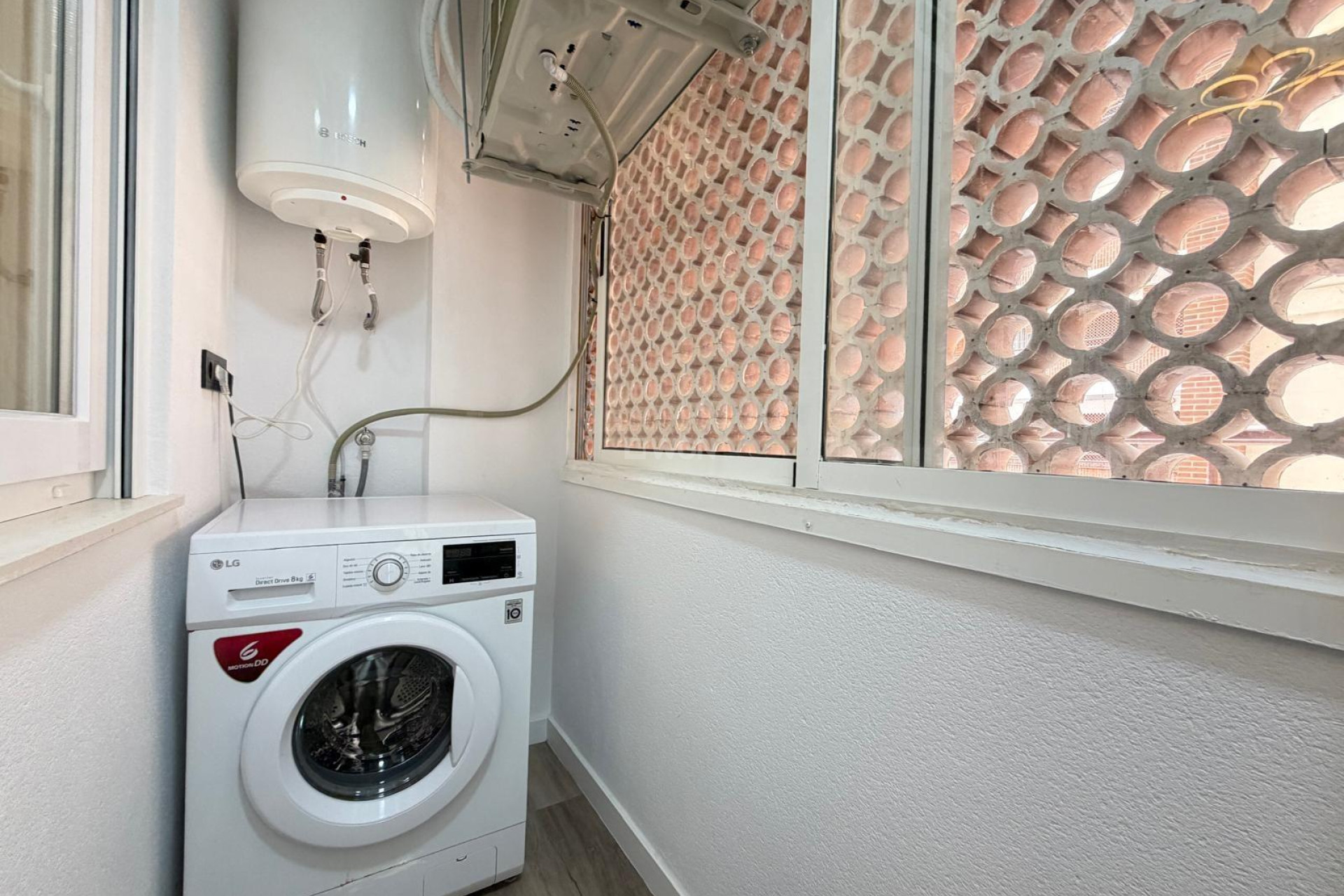Resale - Apartment / flat - Torrevieja - Estacion De Autobuses