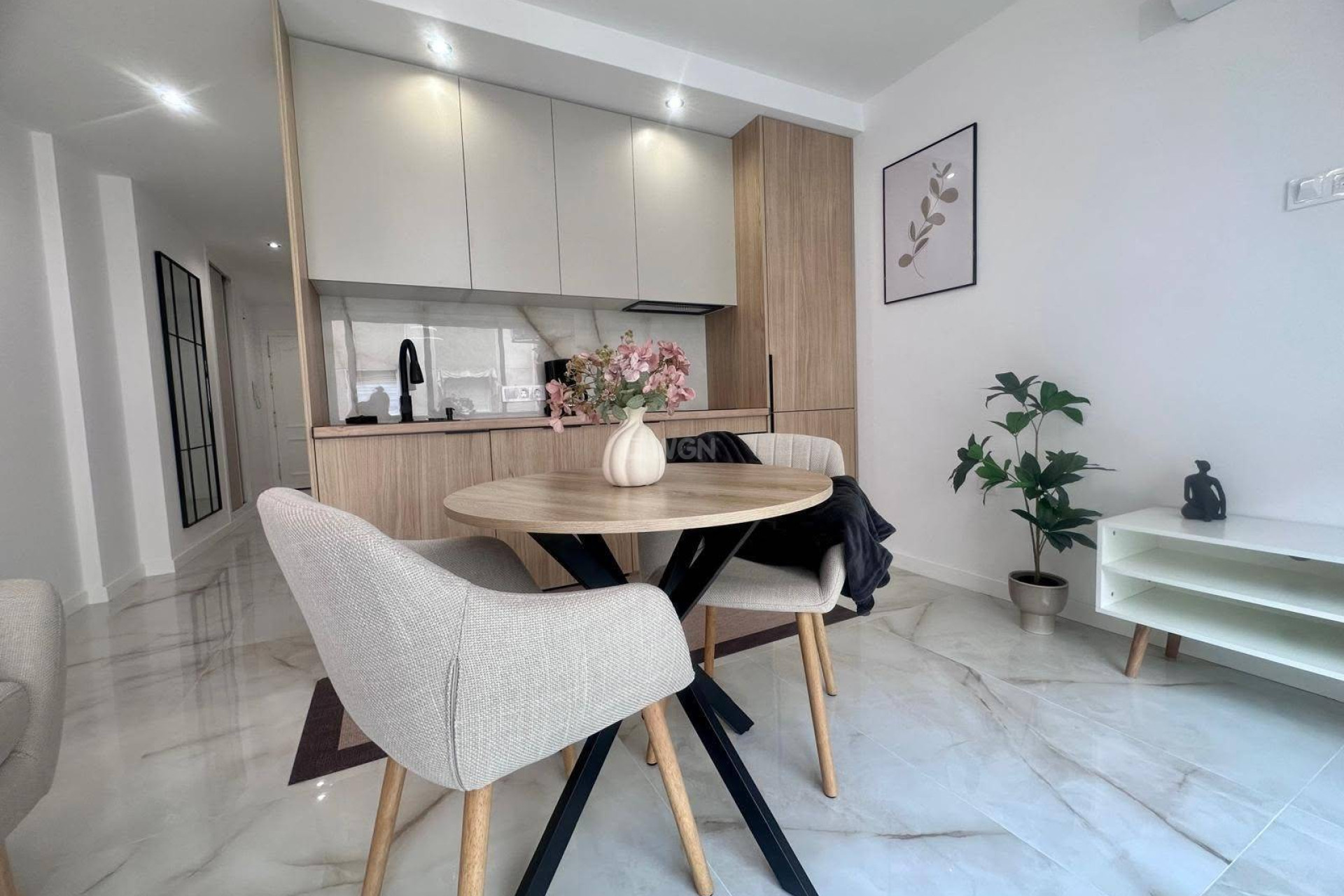 Resale - Apartment / flat - Torrevieja - Estacion De Autobuses