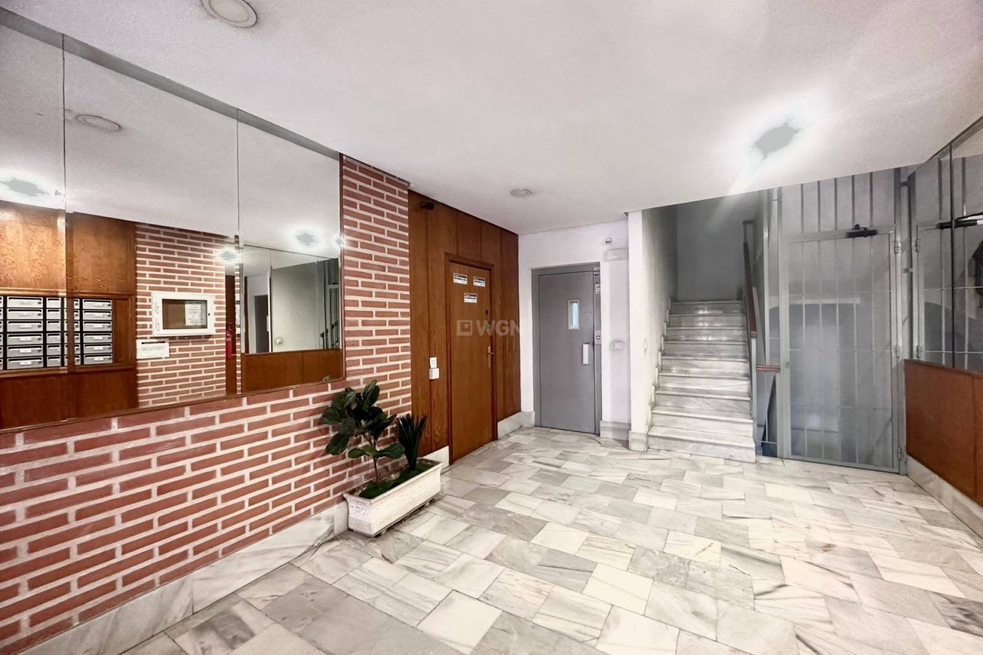 Resale - Apartment / flat - Torrevieja - Estacion De Autobuses