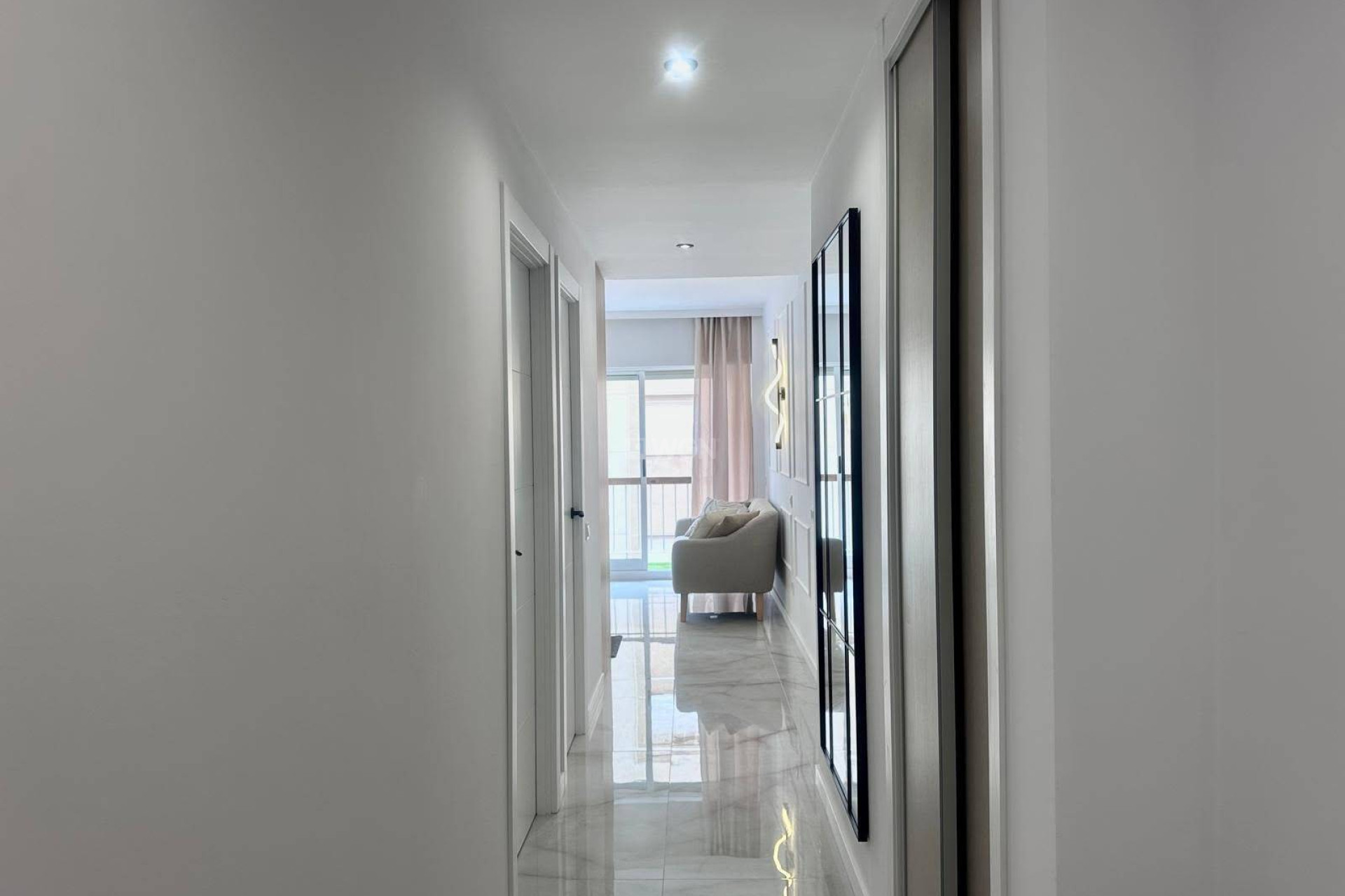 Resale - Apartment / flat - Torrevieja - Estacion De Autobuses
