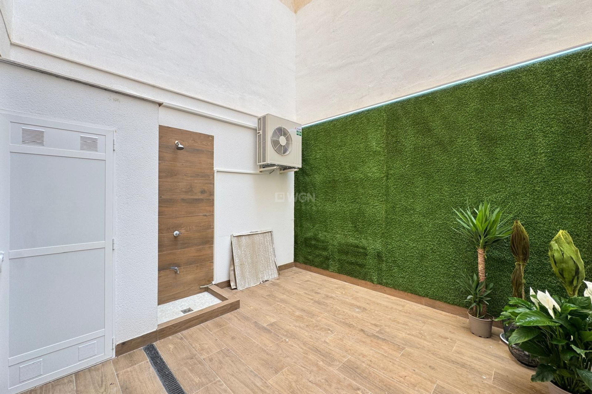 Resale - Apartment / flat - Torrevieja - Estacion De Autobuses