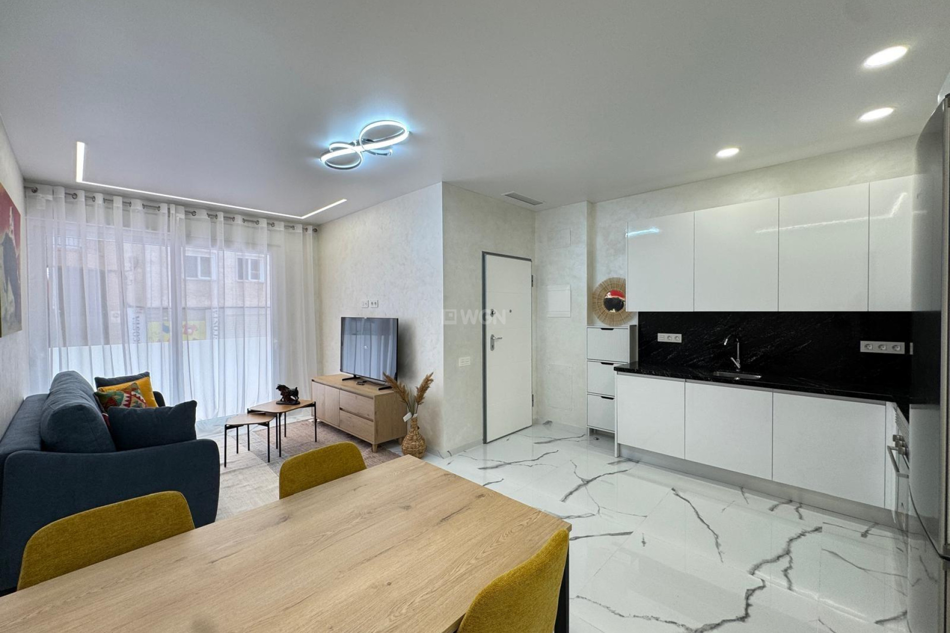 Resale - Apartment / flat - Torrevieja - Estacion De Autobuses