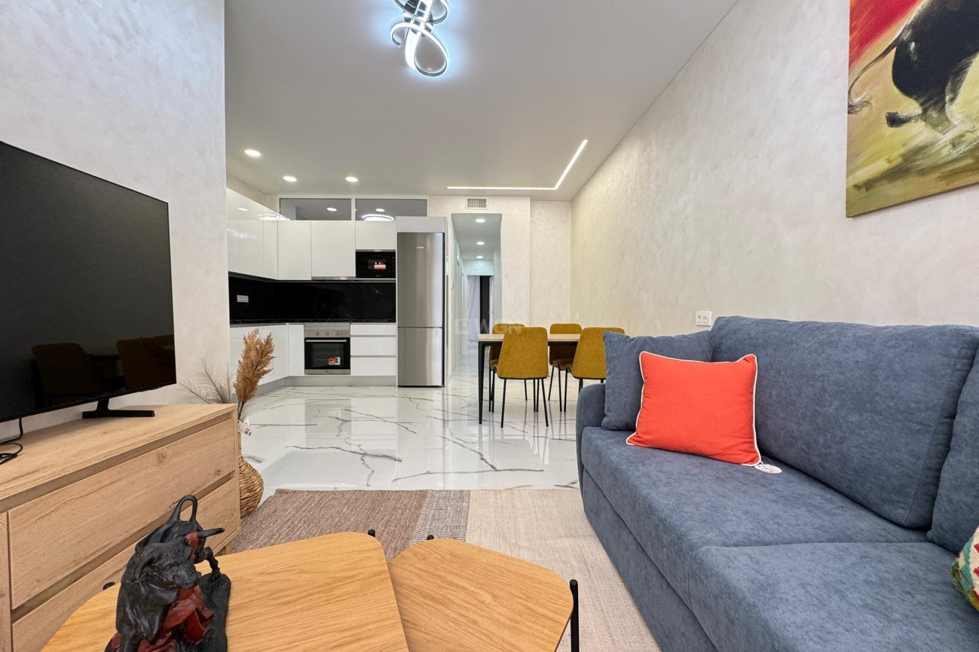 Resale - Apartment / flat - Torrevieja - Estacion De Autobuses