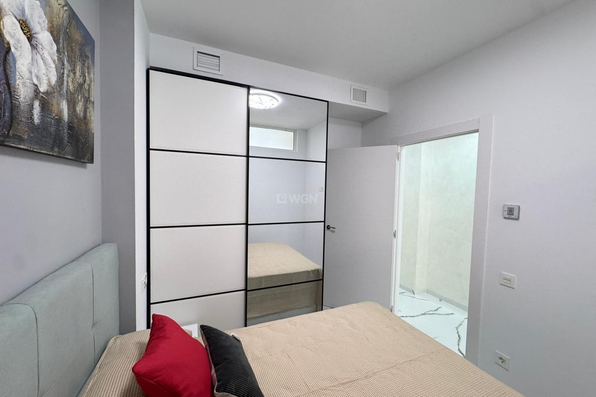 Resale - Apartment / flat - Torrevieja - Estacion De Autobuses