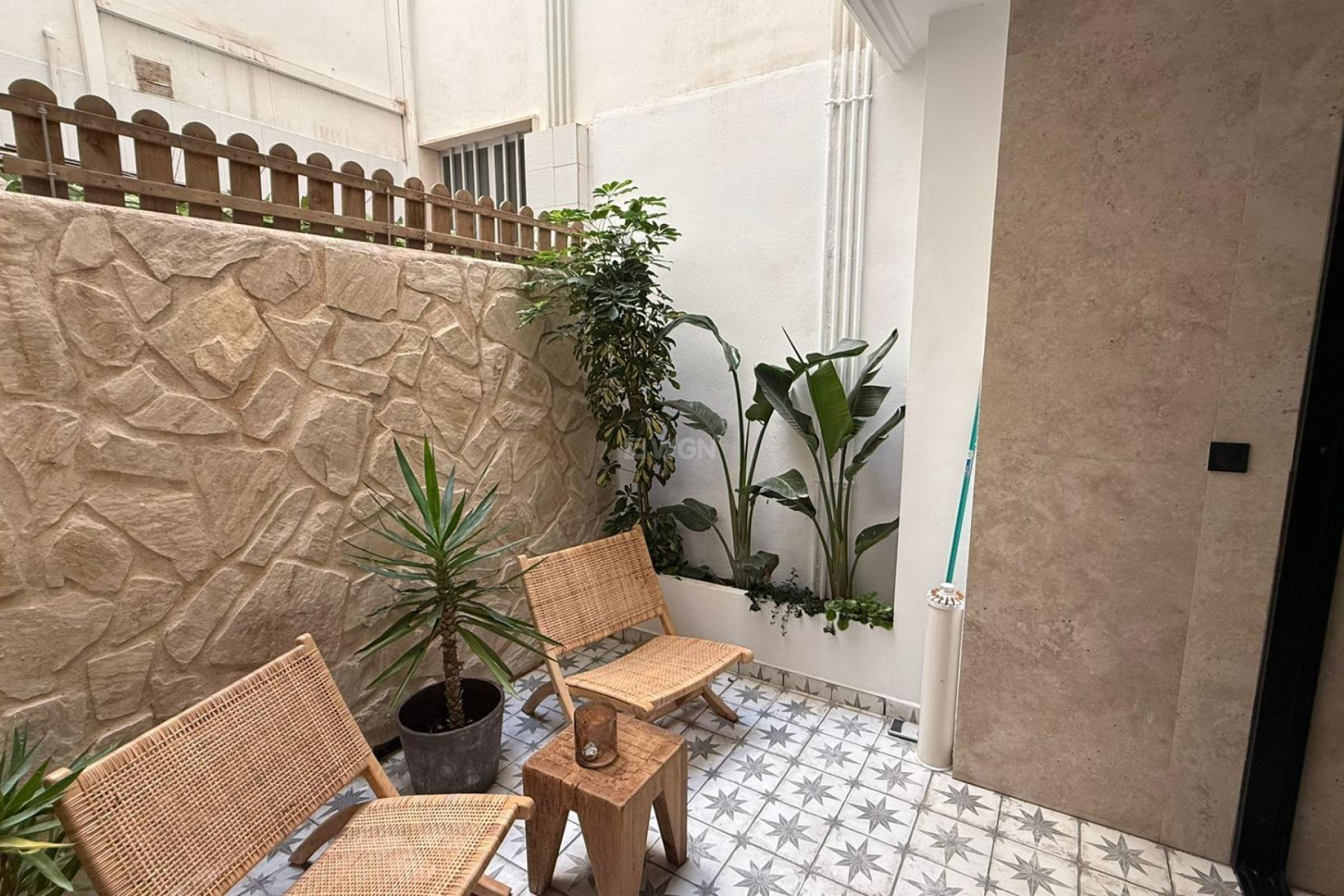 Resale - Apartment / flat - Torrevieja - Estacion De Autobuses