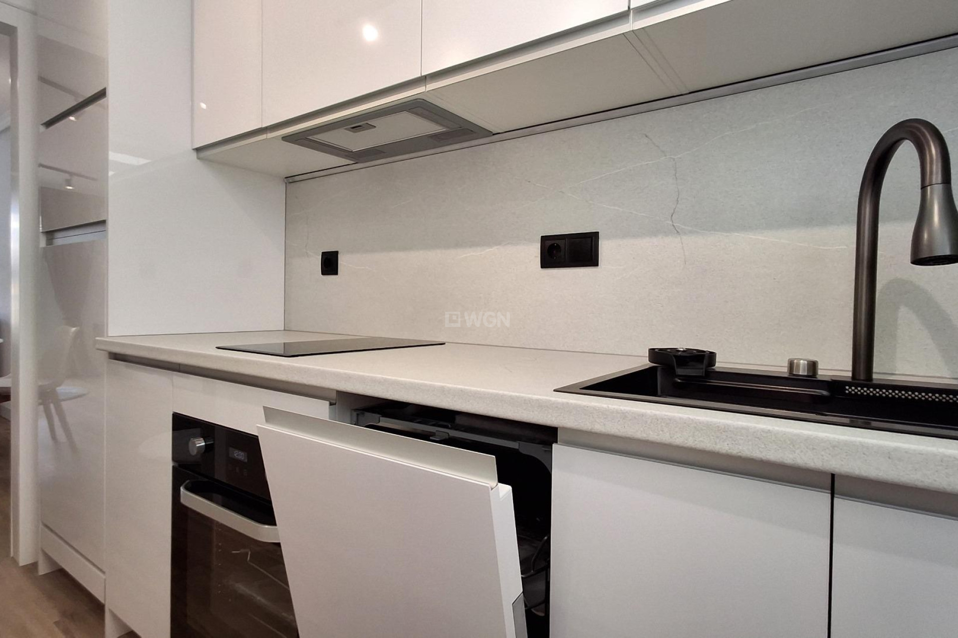 Resale - Apartment / flat - Torrevieja - Estacion De Autobuses