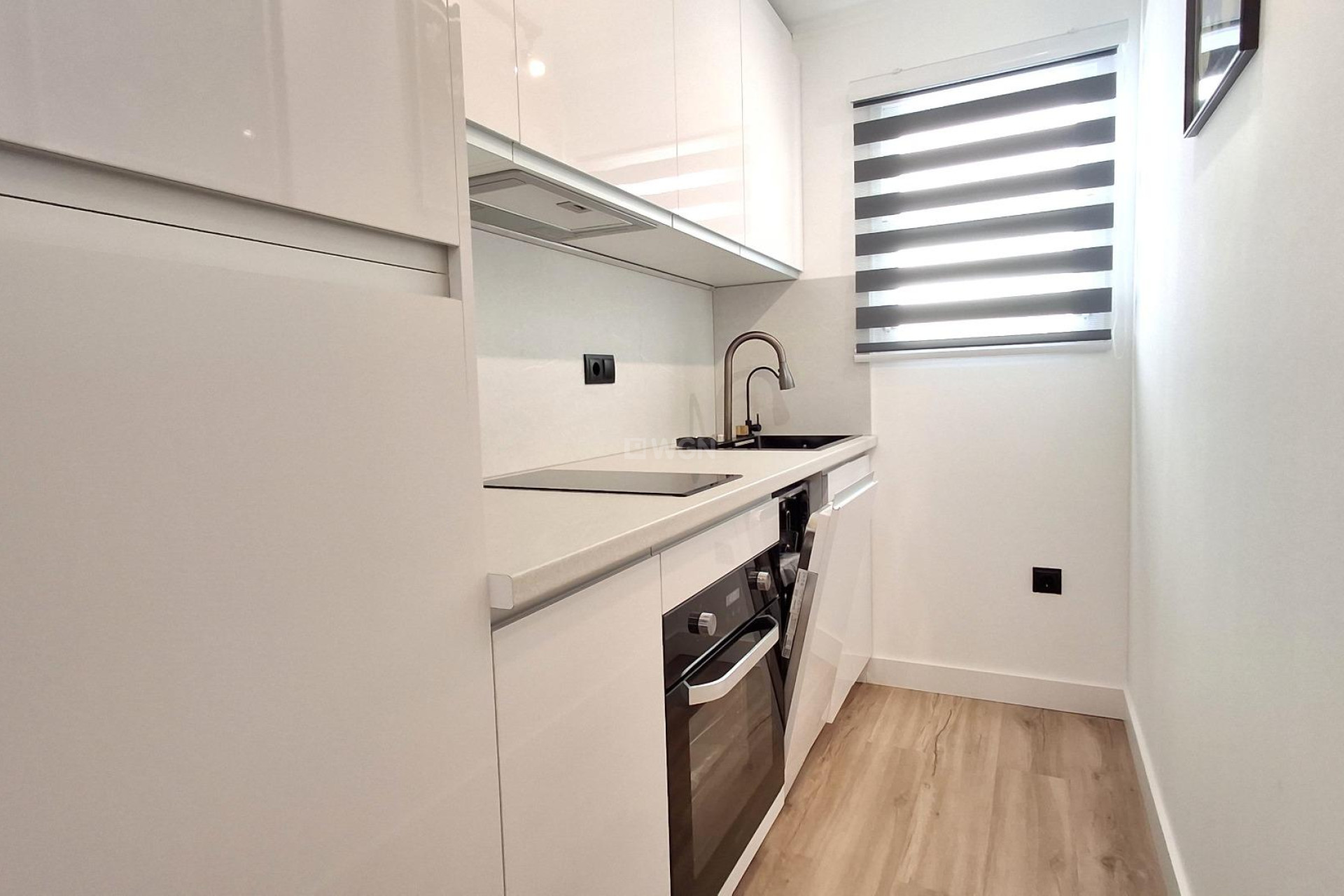 Resale - Apartment / flat - Torrevieja - Estacion De Autobuses