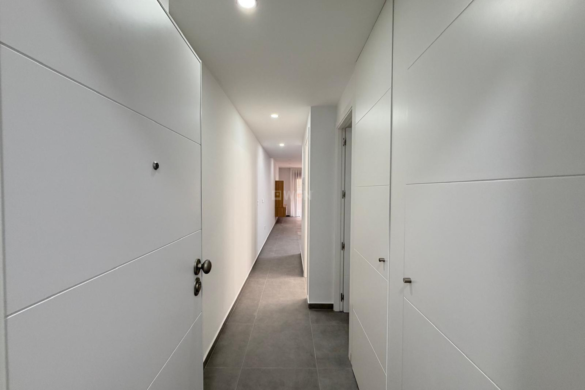 Resale - Apartment / flat - Torrevieja - Estacion De Autobuses