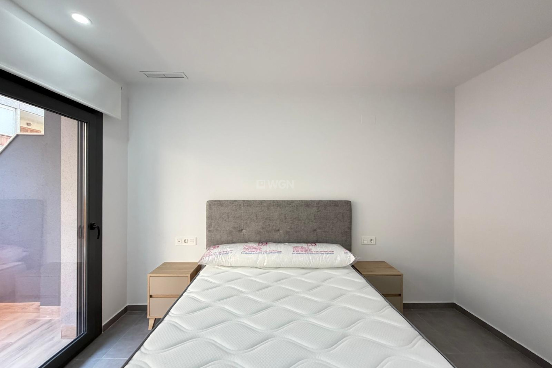 Resale - Apartment / flat - Torrevieja - Estacion De Autobuses