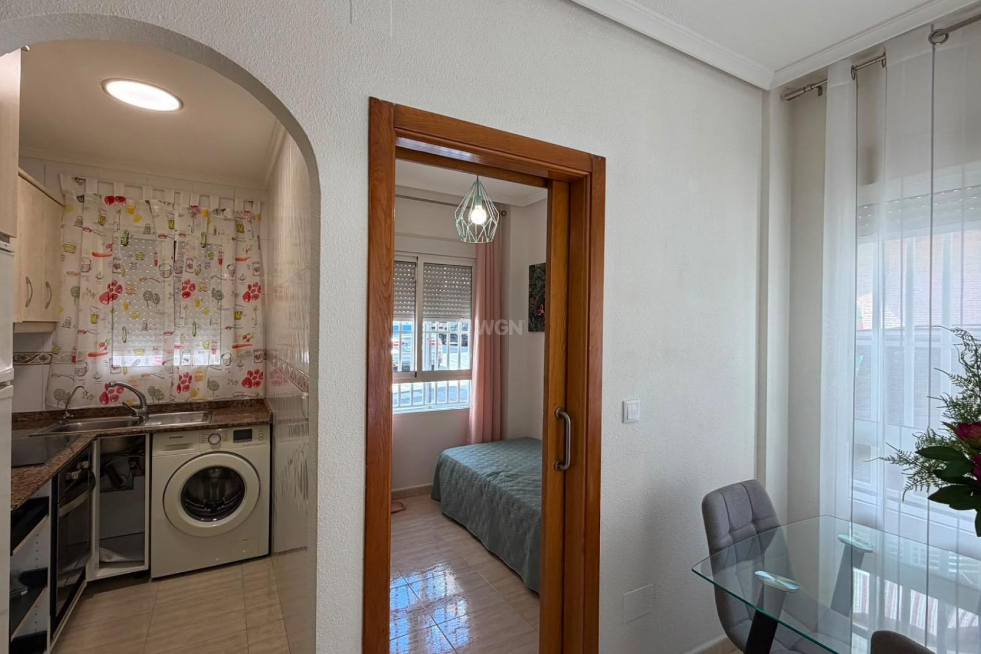 Resale - Apartment / flat - Torrevieja - Estacion De Autobuses
