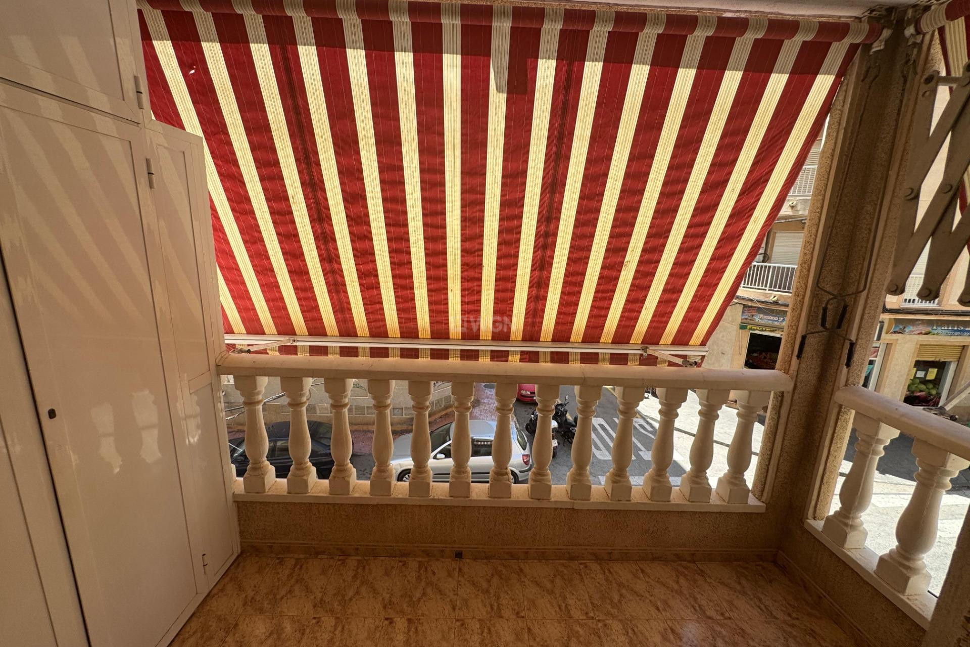 Resale - Apartment / flat - Torrevieja - Habaneras