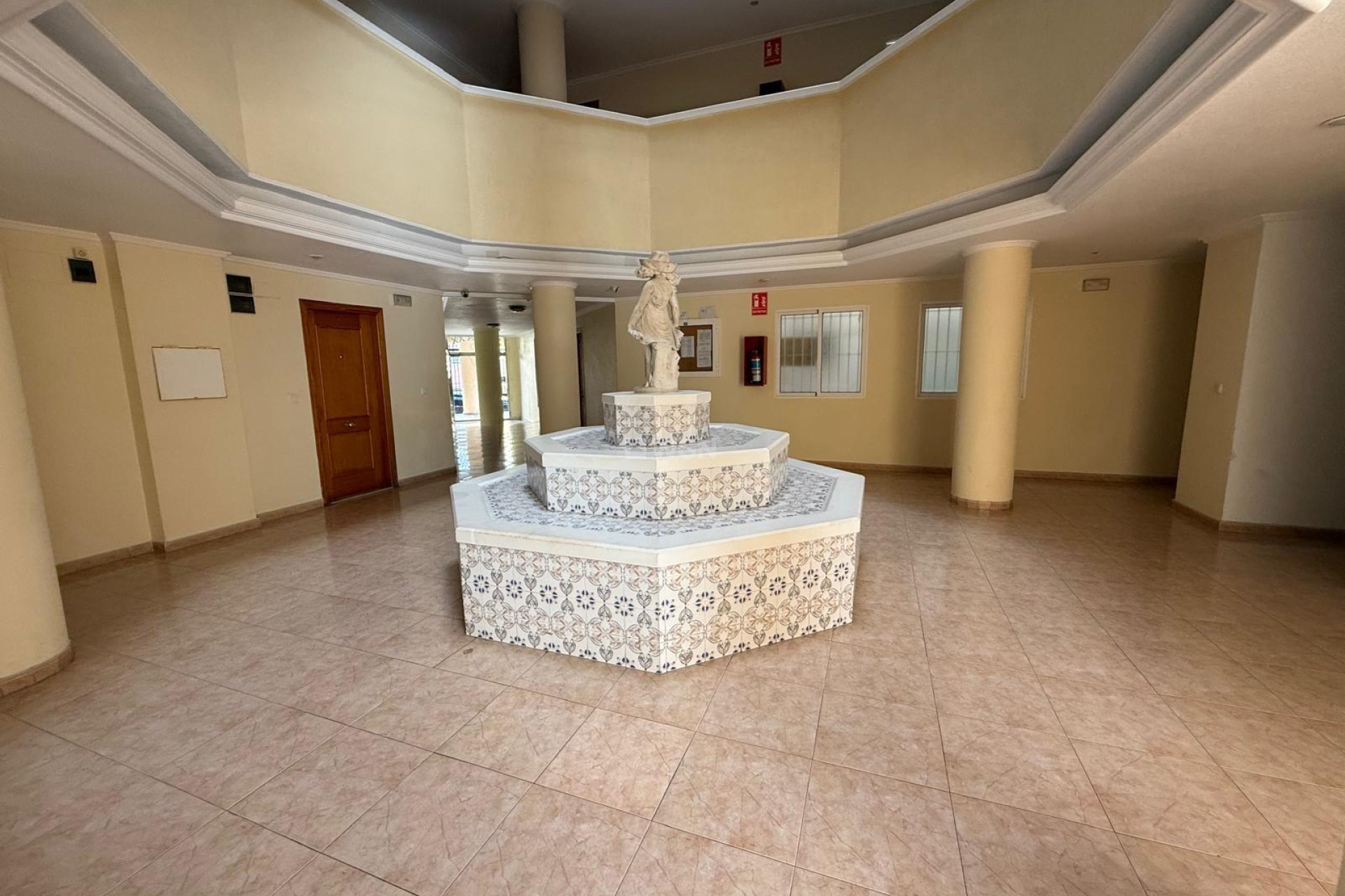 Resale - Apartment / flat - Torrevieja - Habaneras