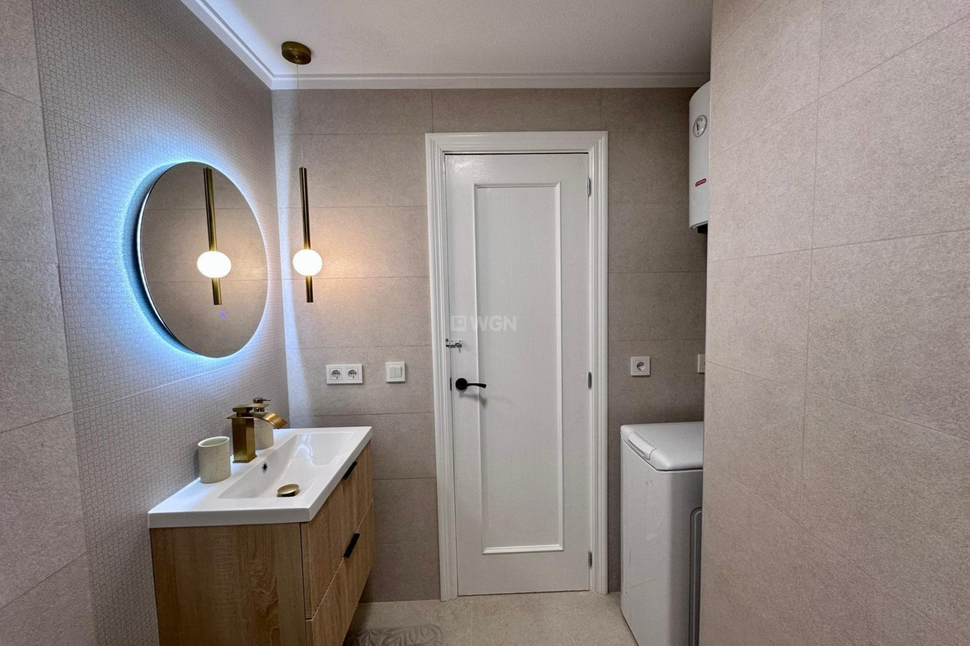 Resale - Apartment / flat - Torrevieja - Habaneras