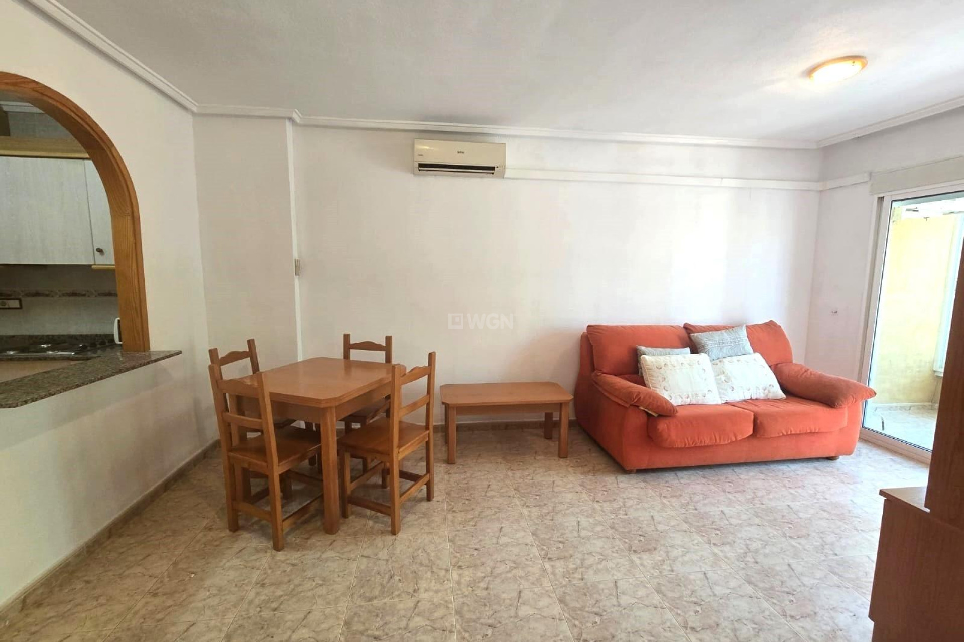 Resale - Apartment / flat - Torrevieja - Habaneras
