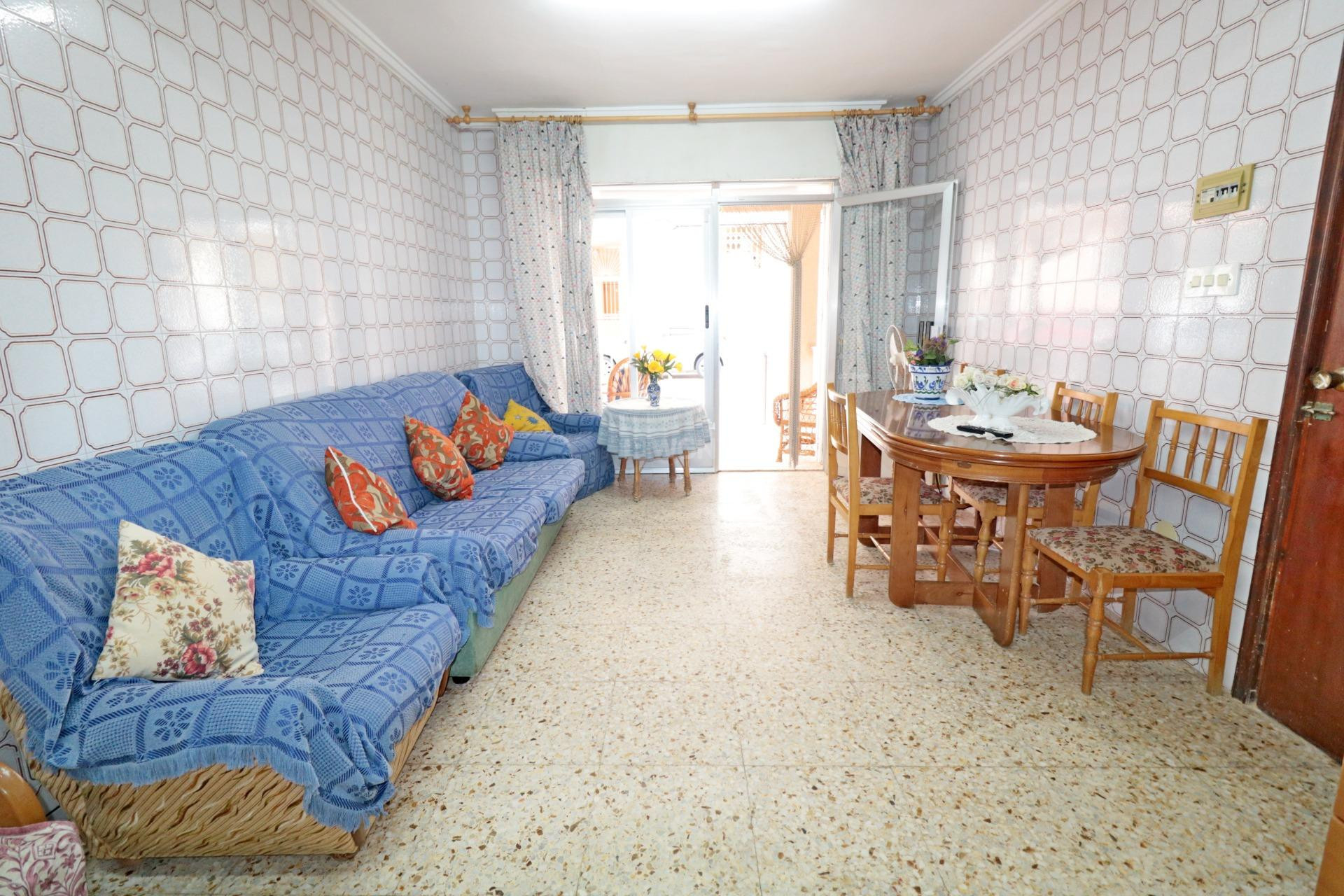 Resale - Apartment / flat - Torrevieja - La Mata Pueblo