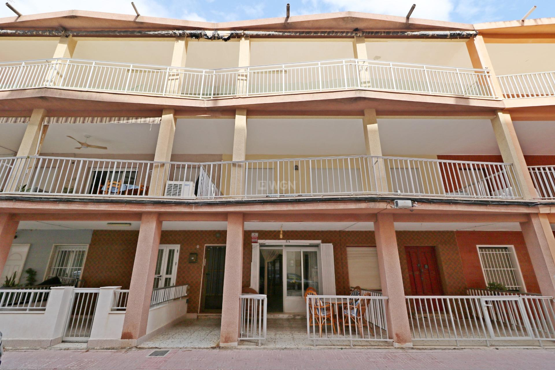 Resale - Apartment / flat - Torrevieja - La Mata Pueblo