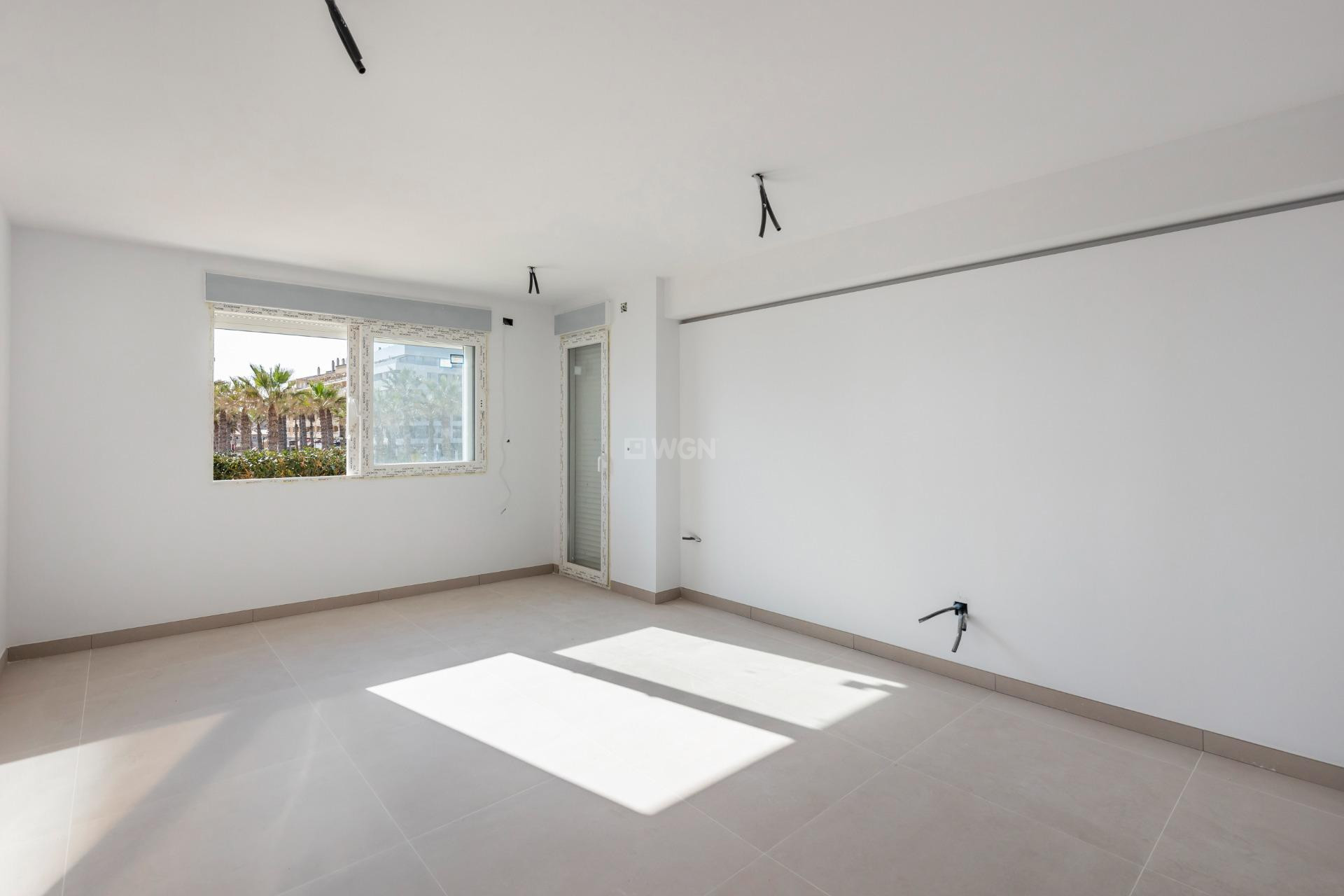 Resale - Apartment / flat - Torrevieja - La Mata Pueblo