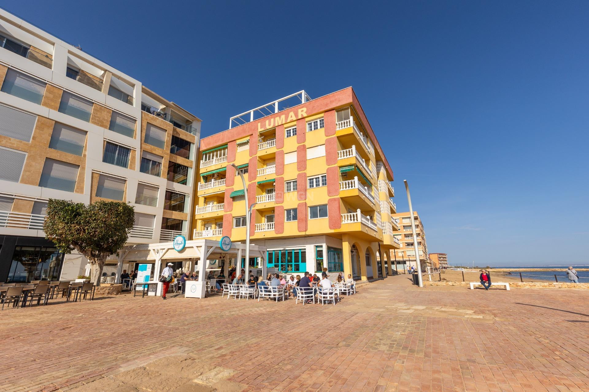 Resale - Apartment / flat - Torrevieja - La Mata Pueblo