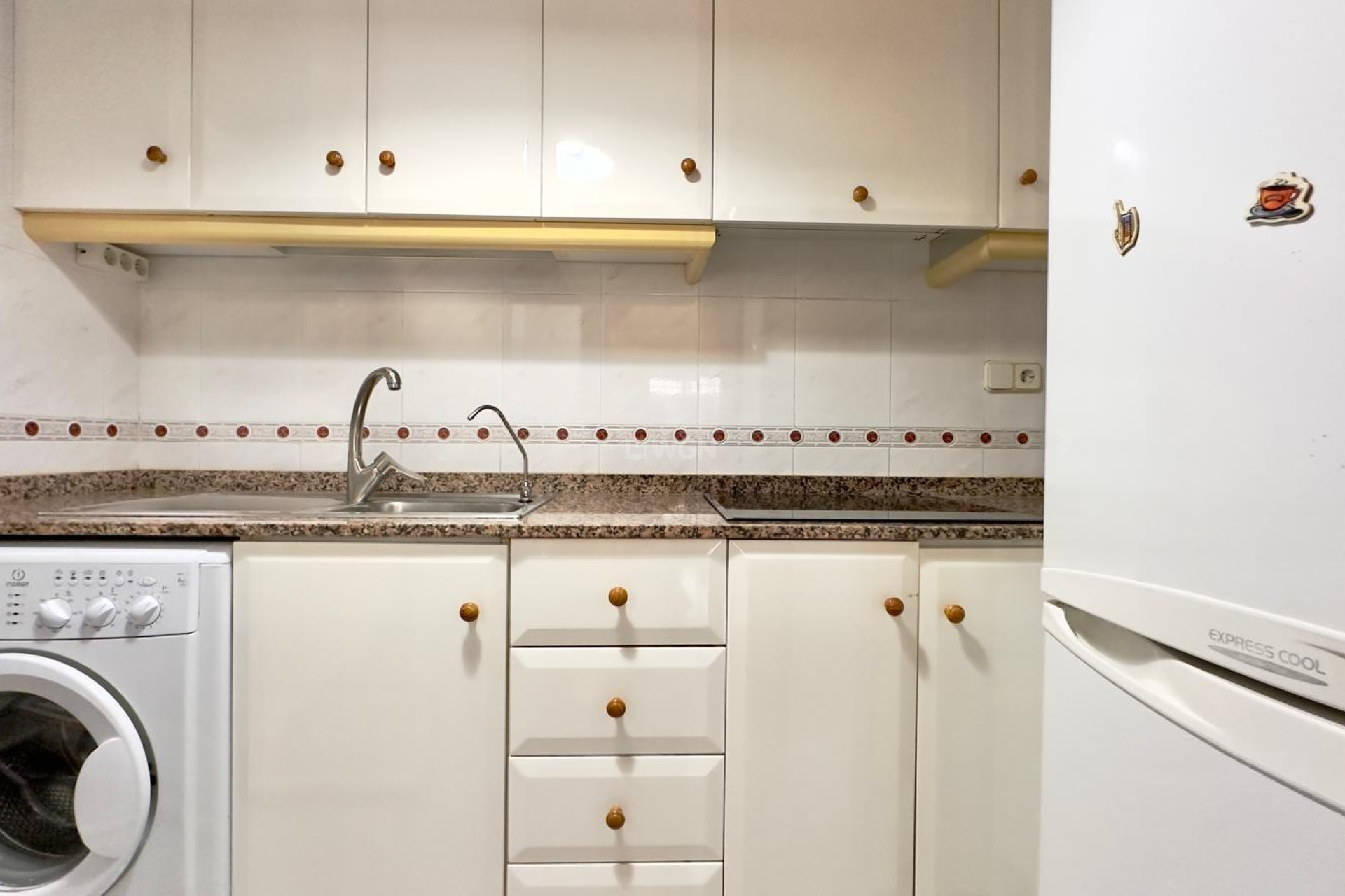 Resale - Apartment / flat - Torrevieja - La Mata Pueblo