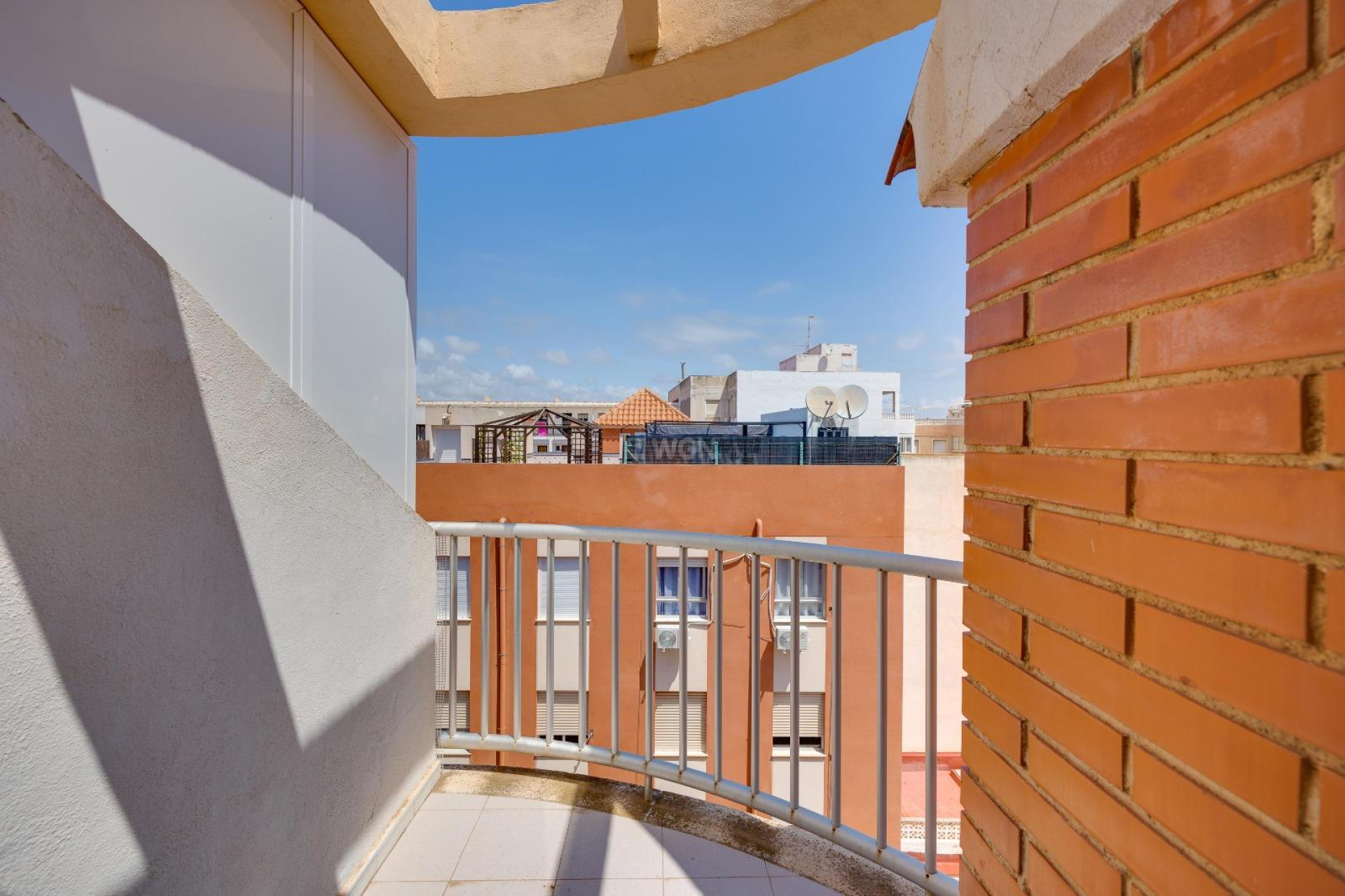 Resale - Apartment / flat - Torrevieja - La Mata Pueblo