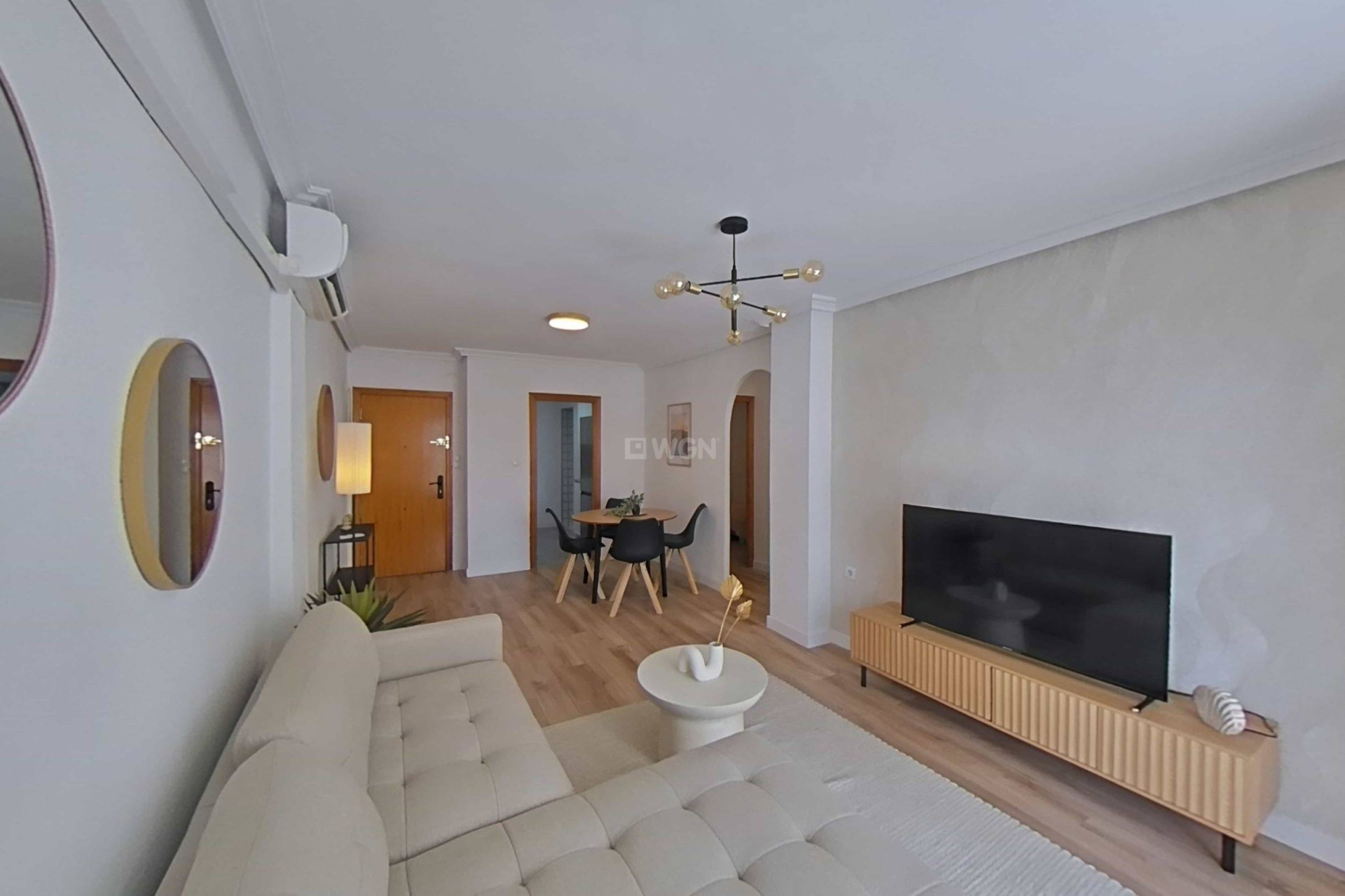 Resale - Apartment / flat - Torrevieja - La Mata Pueblo