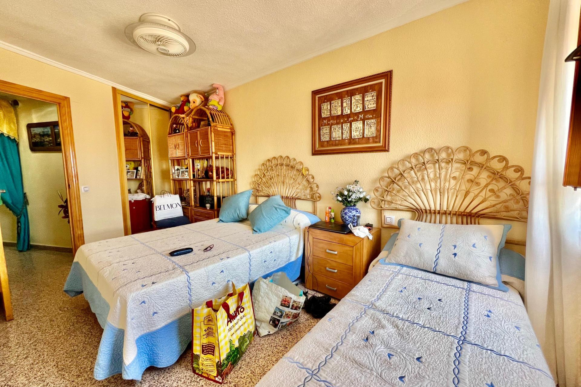 Resale - Apartment / flat - Torrevieja - La Mata