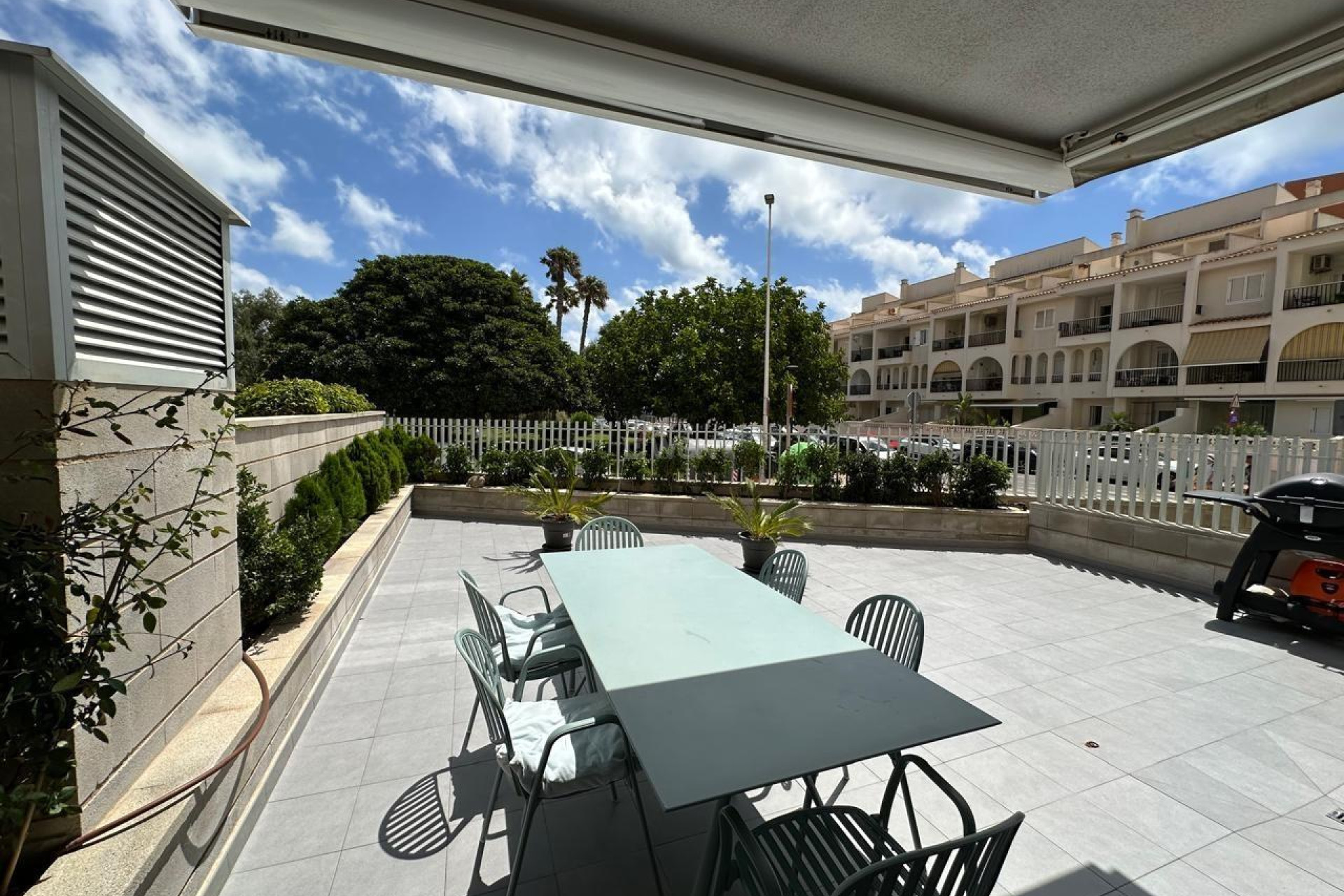 Resale - Apartment / flat - Torrevieja - La Mata