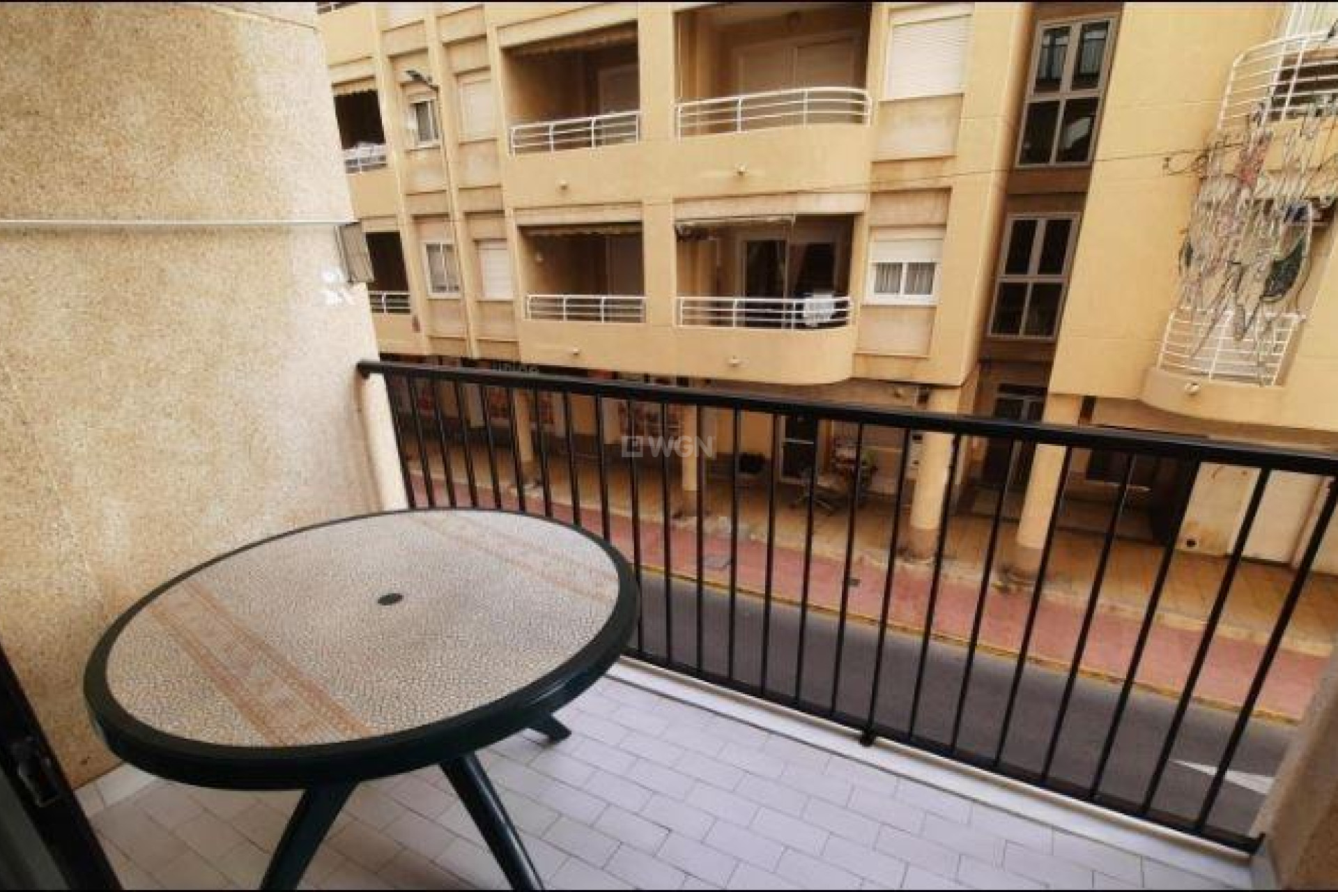 Resale - Apartment / flat - Torrevieja - La Mata