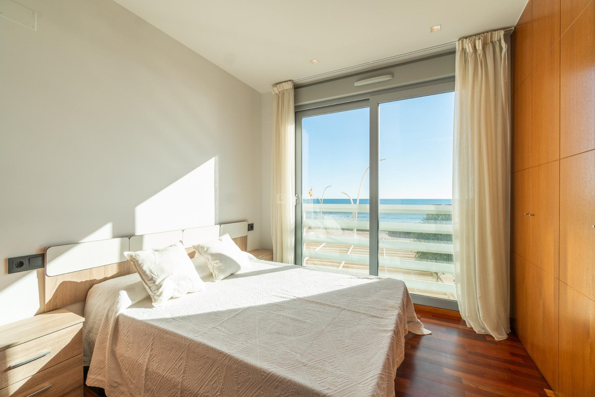 Resale - Apartment / flat - Torrevieja - La Mata