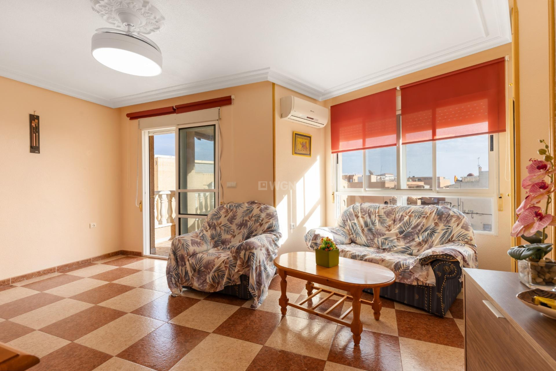 Resale - Apartment / flat - Torrevieja - La Mata