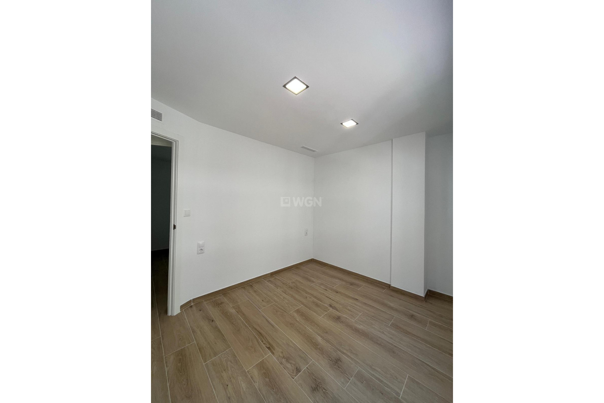 Resale - Apartment / flat - Torrevieja - La Mata