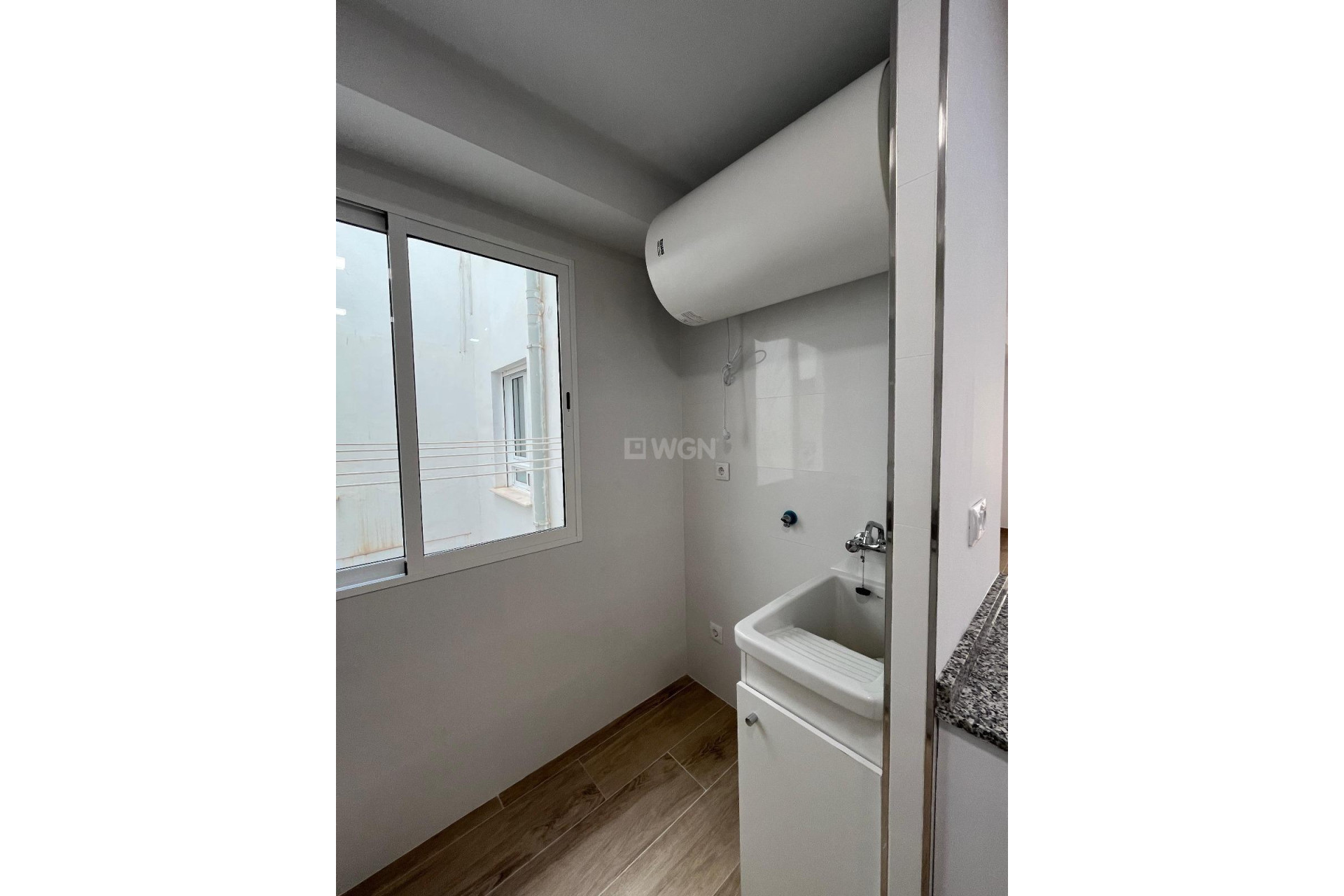 Resale - Apartment / flat - Torrevieja - La Mata