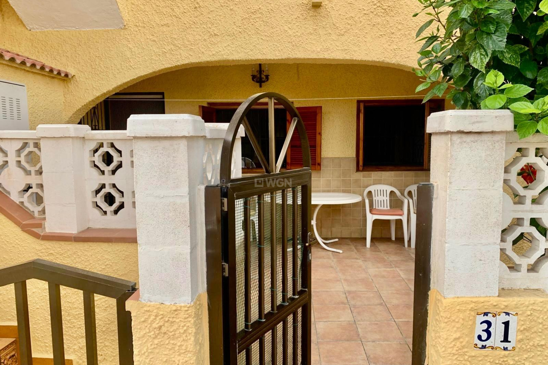 Resale - Apartment / flat - Torrevieja - La Mata