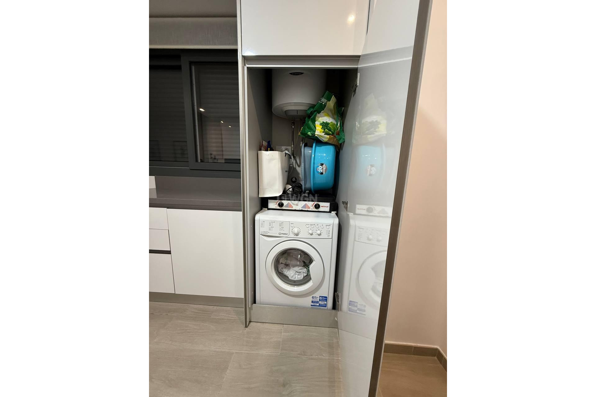 Resale - Apartment / flat - Torrevieja - La Mata