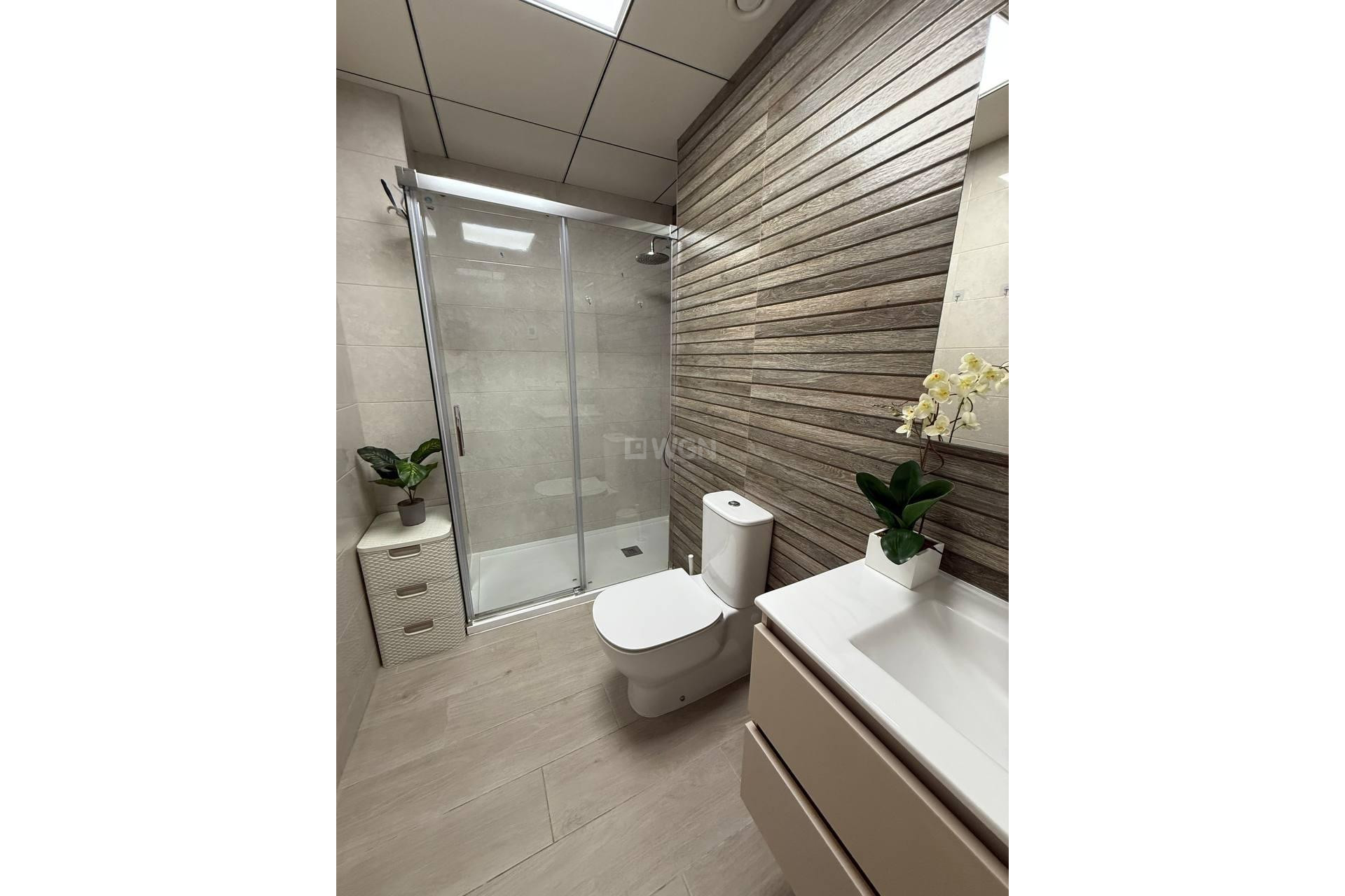 Resale - Apartment / flat - Torrevieja - La Mata