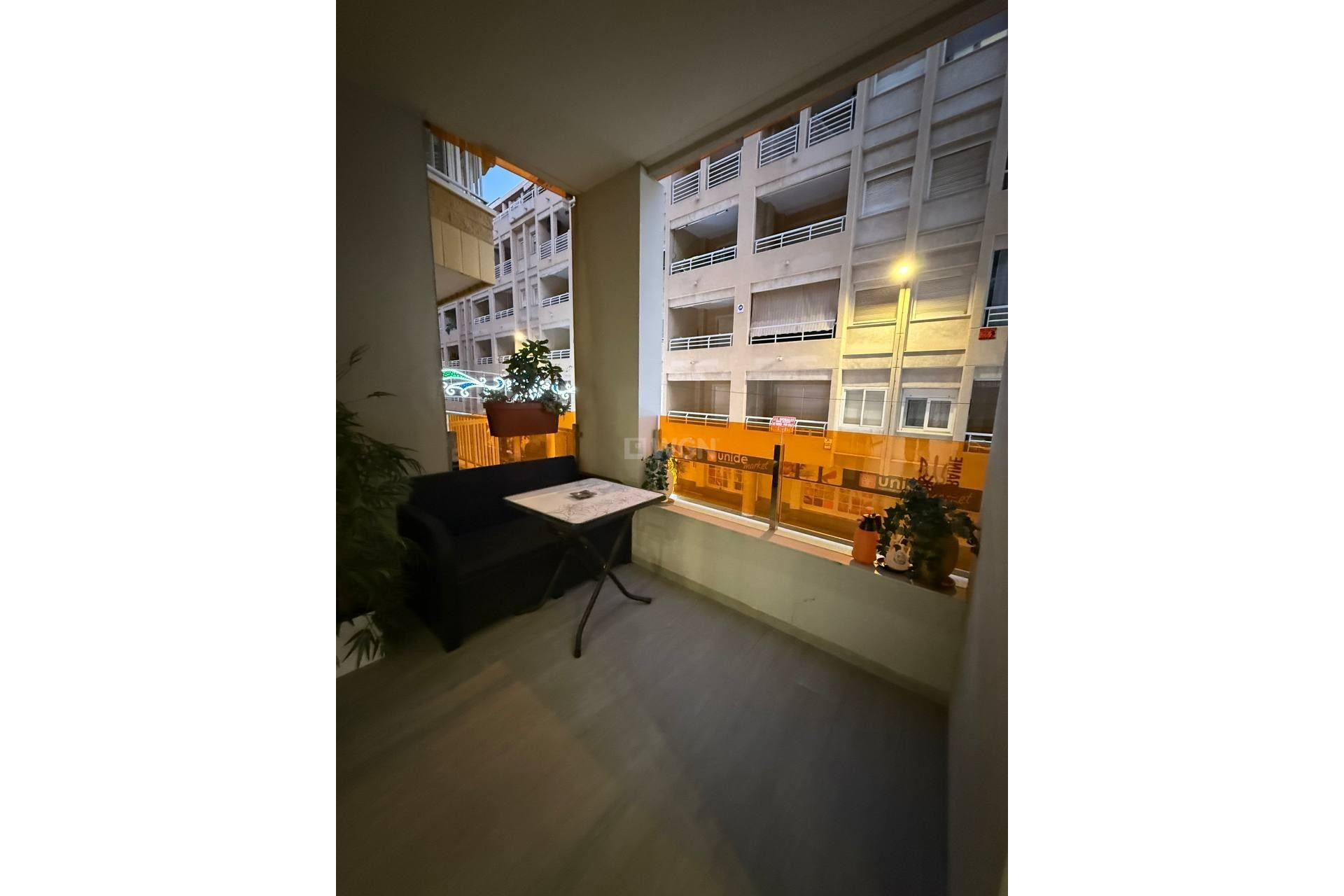 Resale - Apartment / flat - Torrevieja - La Mata