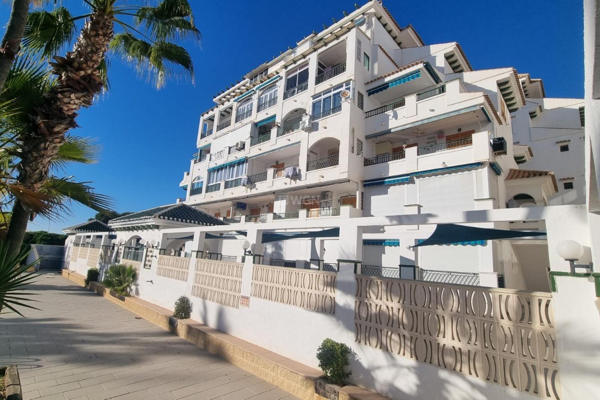 Resale - Apartment / flat - Torrevieja - La Mata